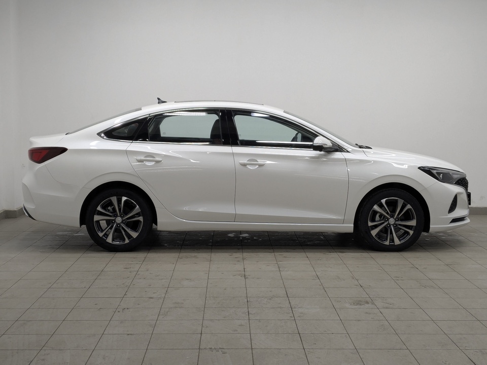 Changan Eado Plus DLX 1.4T/150 7RT 4D