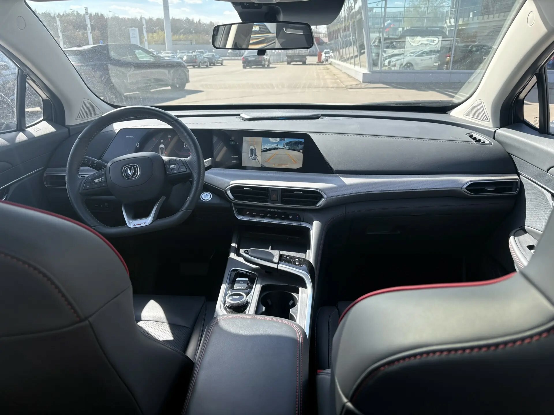 Фото Changan UNI-T Техно 1.5T/167 7RT Передний привод