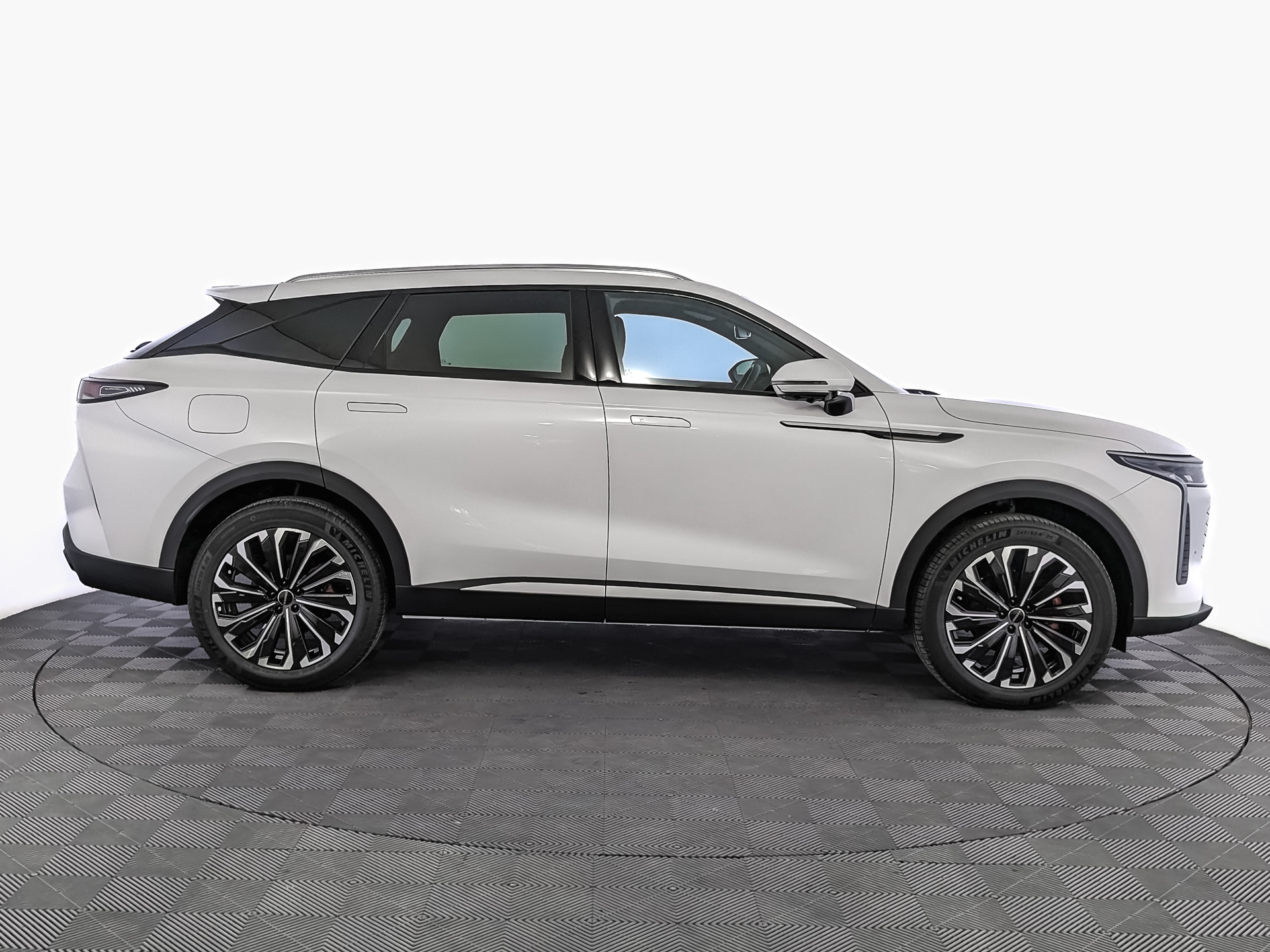 EXEED RX 2.0 (249 л.с), АКПП, 2023, Полный привод