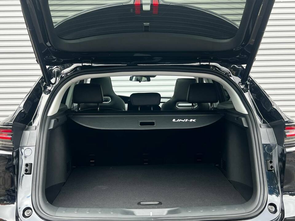 Changan UNI-K Техно 2.0T/226 8AT Полный привод