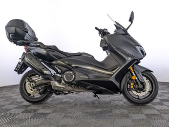 Yamaha T-MAX 560
