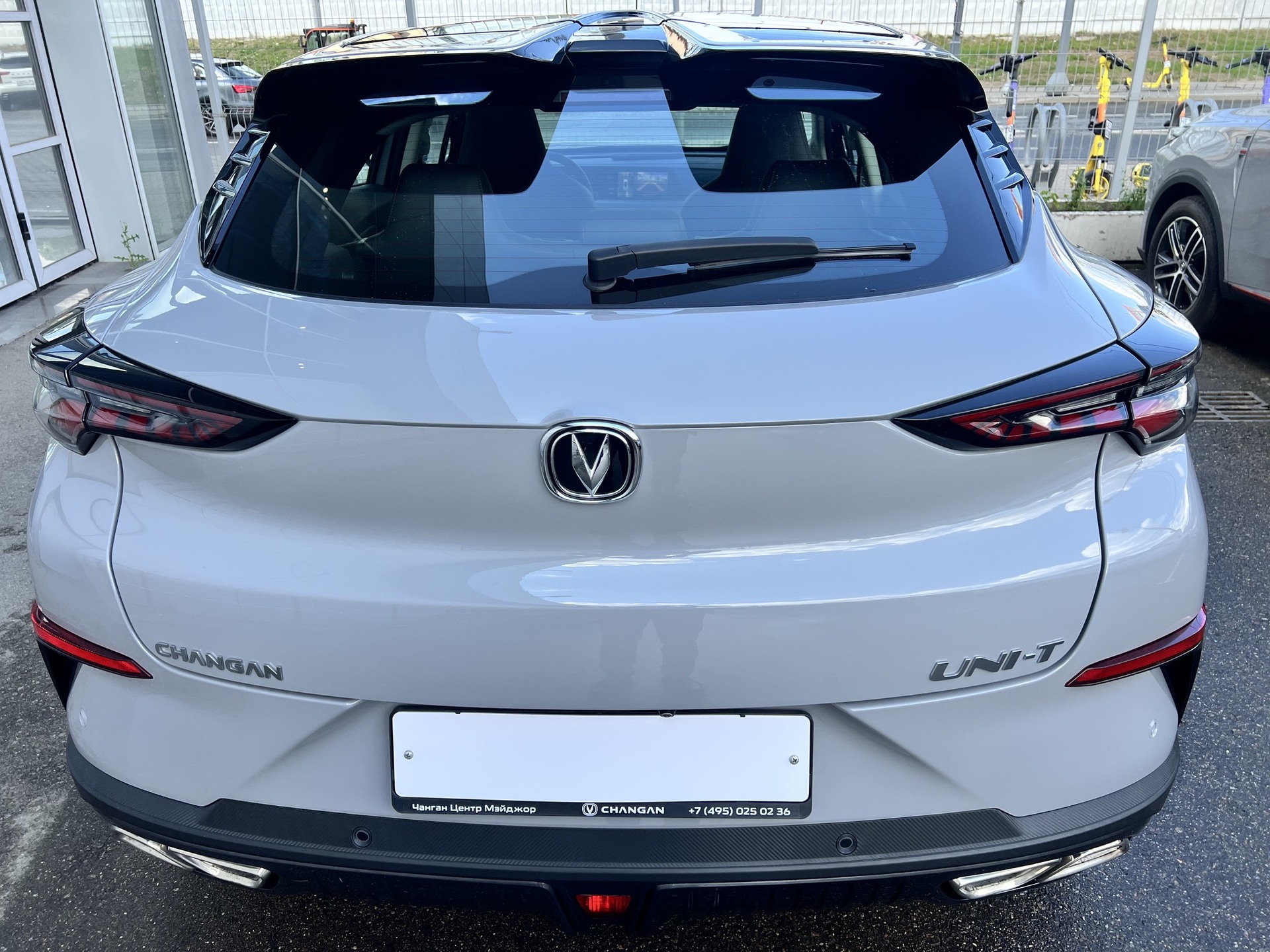 Фото Changan UNI-T Техно 1.5T/167 7RT Передний привод