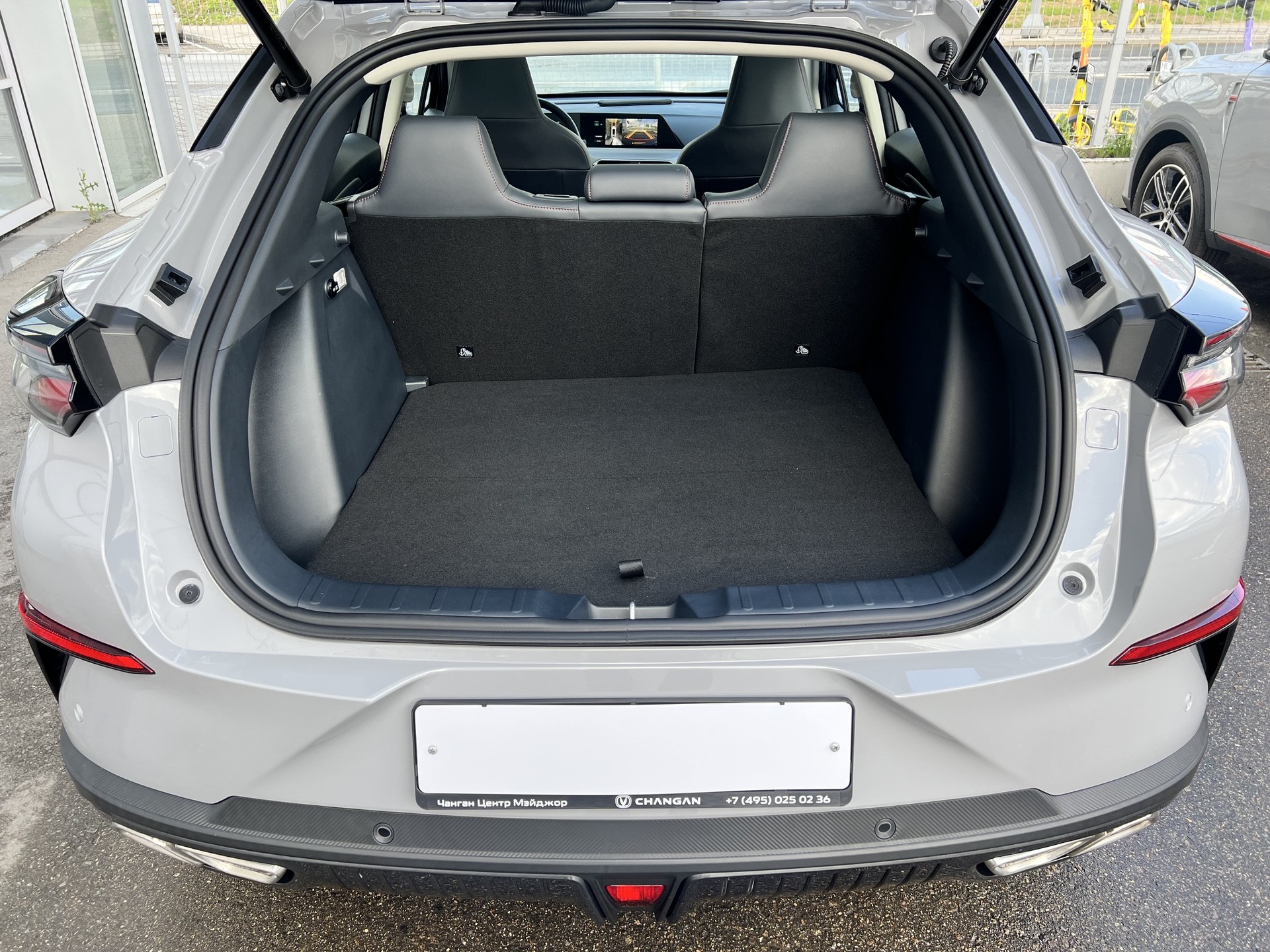 Фото Changan UNI-T Техно 1.5T/167 7RT Передний привод
