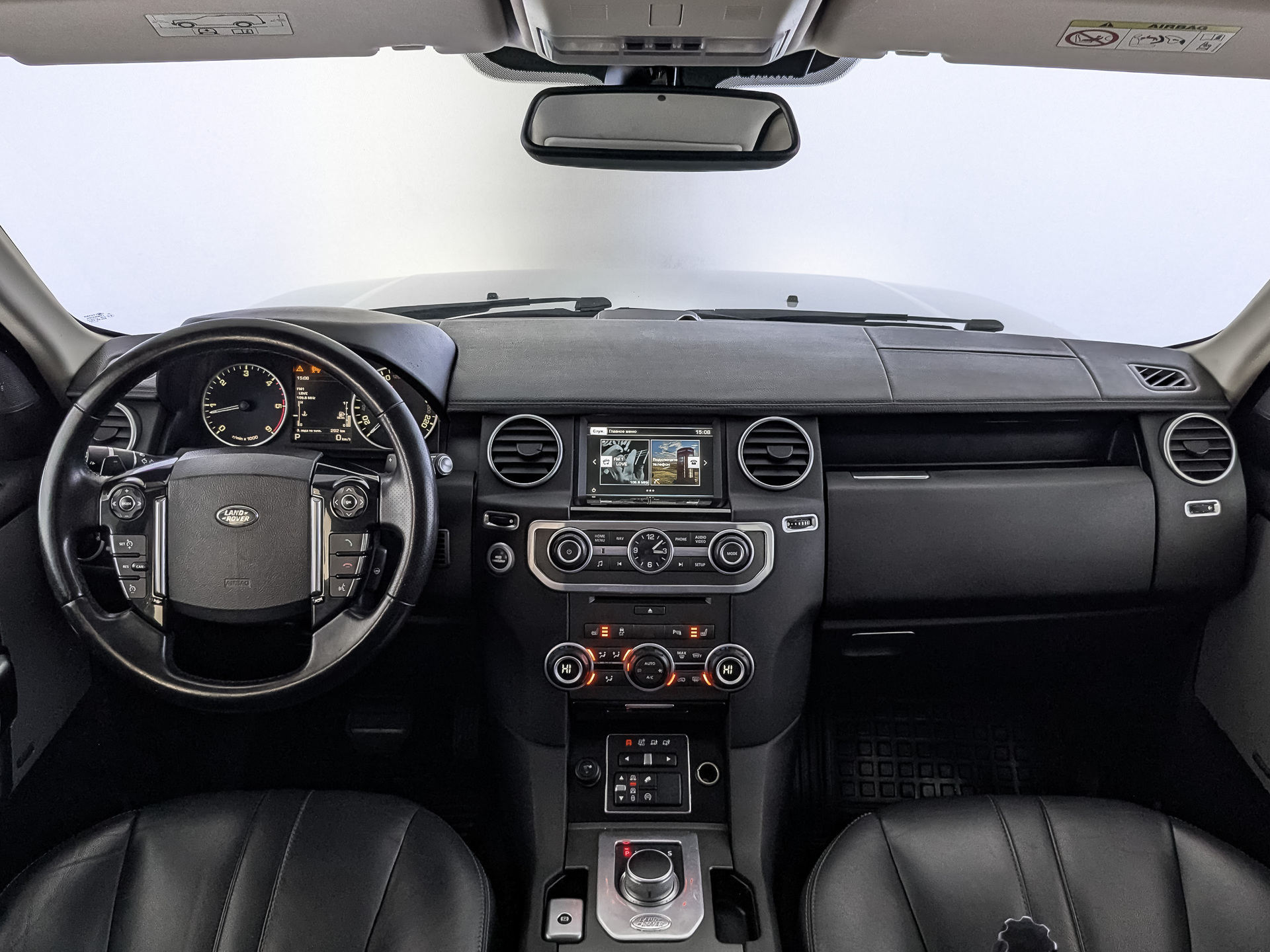 LAND ROVER Discovery 3.00 (211 л.с), автомат, 2015, пробег 154 787 км