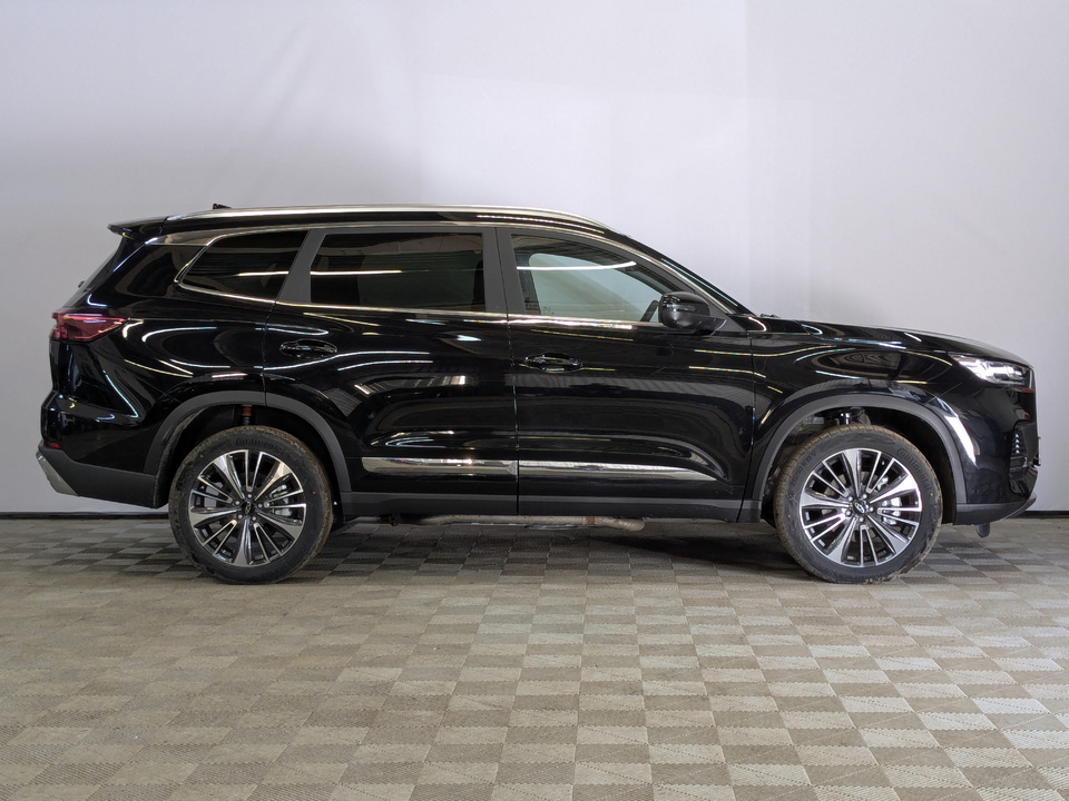 Chery Tiggo 8 Pro Hybrid Ultimate 1.5H/235 12кВт CVT 2WD