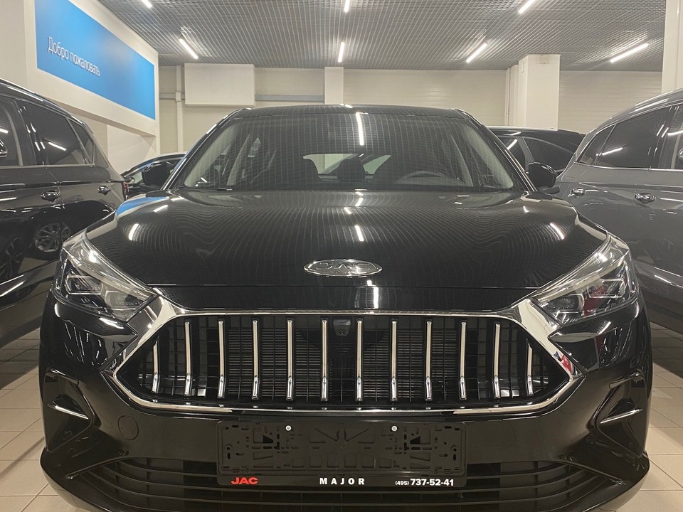 JAC J7 Luxury 1.5T/136 CVT 5L