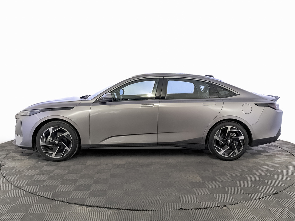 Changan Lamore Техно 1.5T/181 7RT 4D