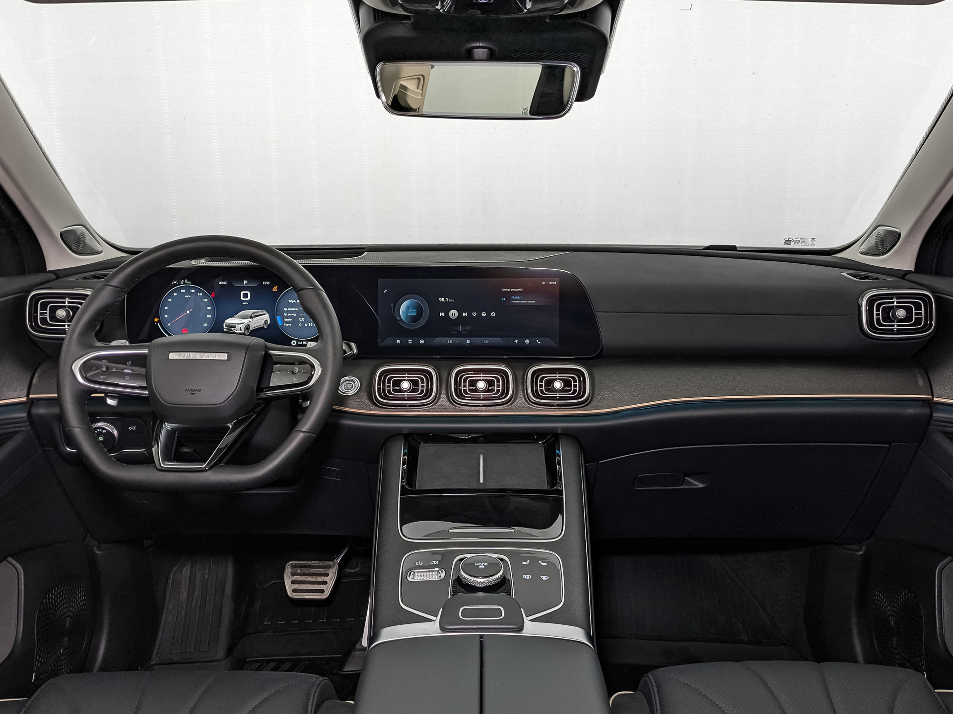 Фото JAECOO J8 Комфорт 2.0T/249 7RT 4WD