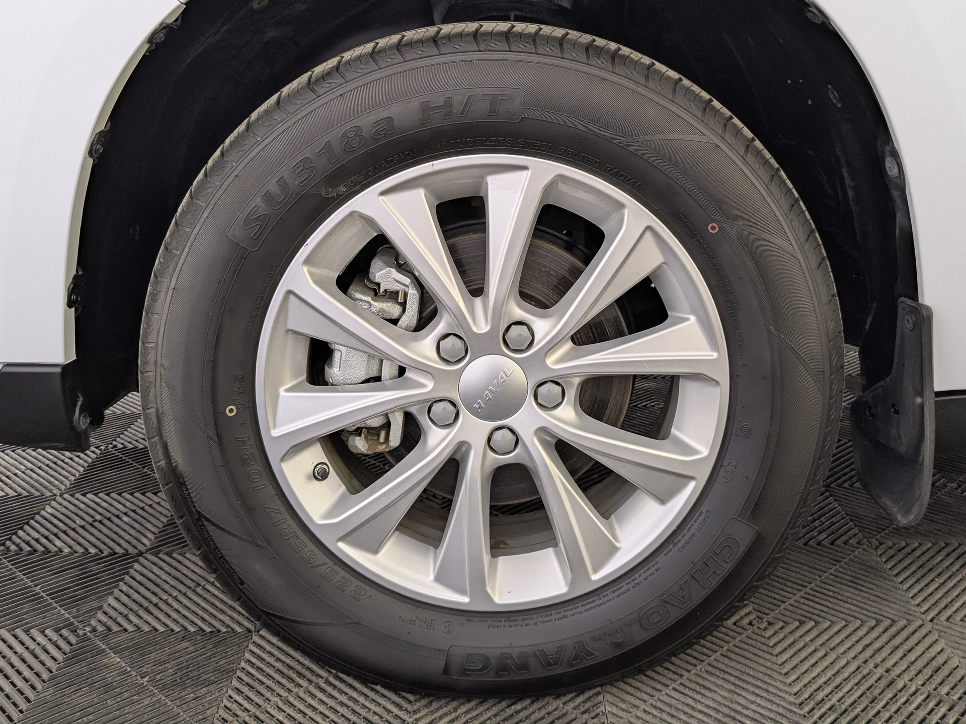 Фото Haval M6 Оптимум 1.5T/143 7RT 2WD