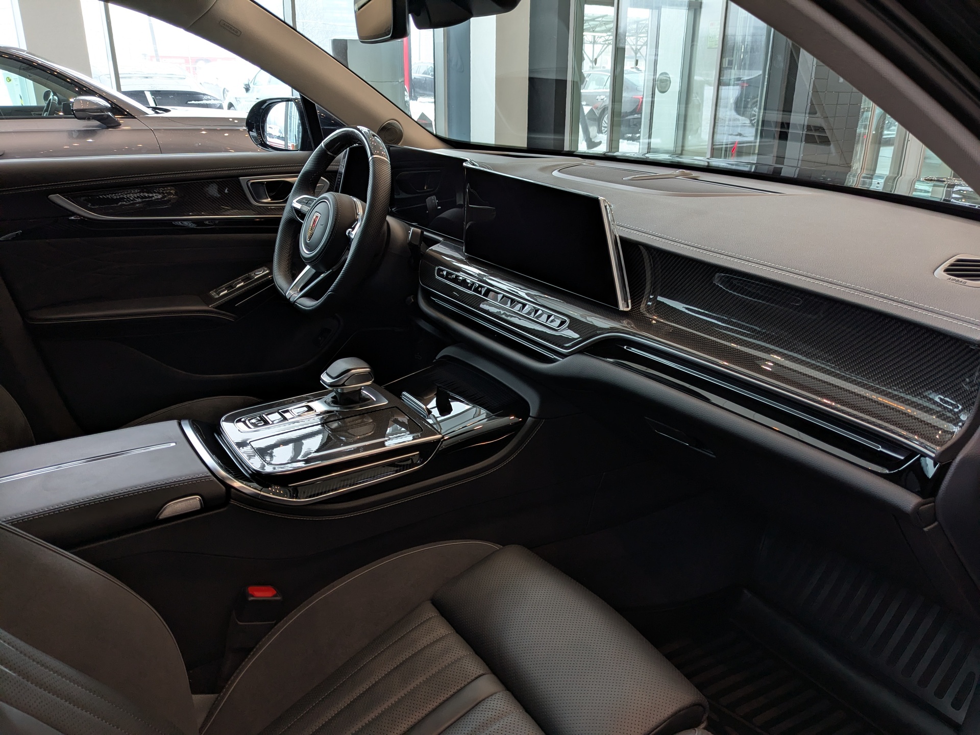 Фото Hongqi H9 FL Executive 3.0T/326 8AT 4WD