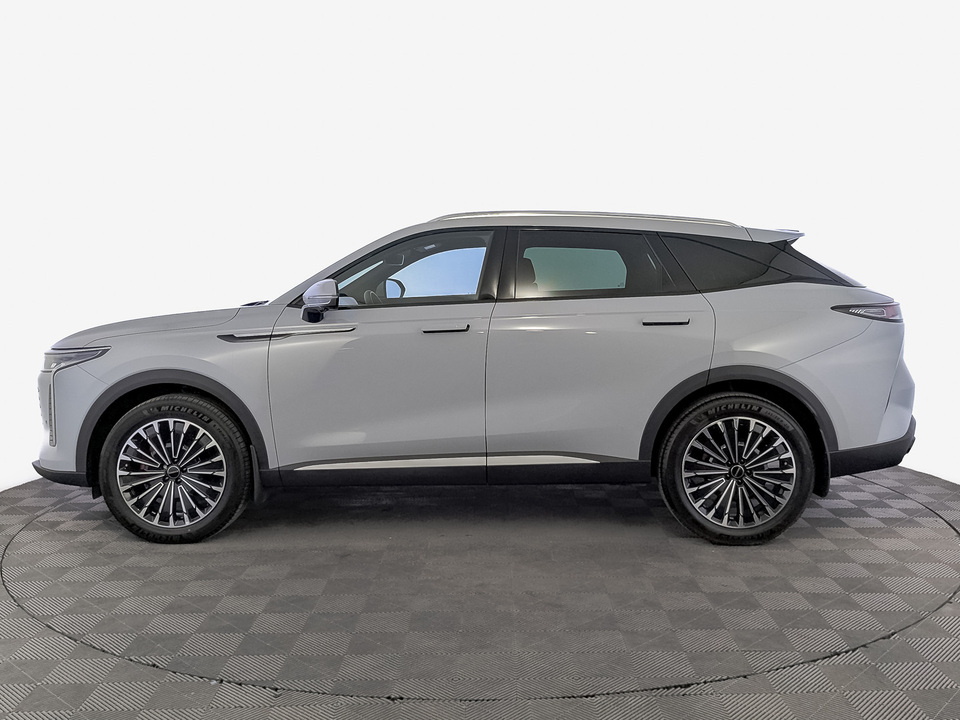 Exeed RX Premium 2.0T/249 8AT 4WD