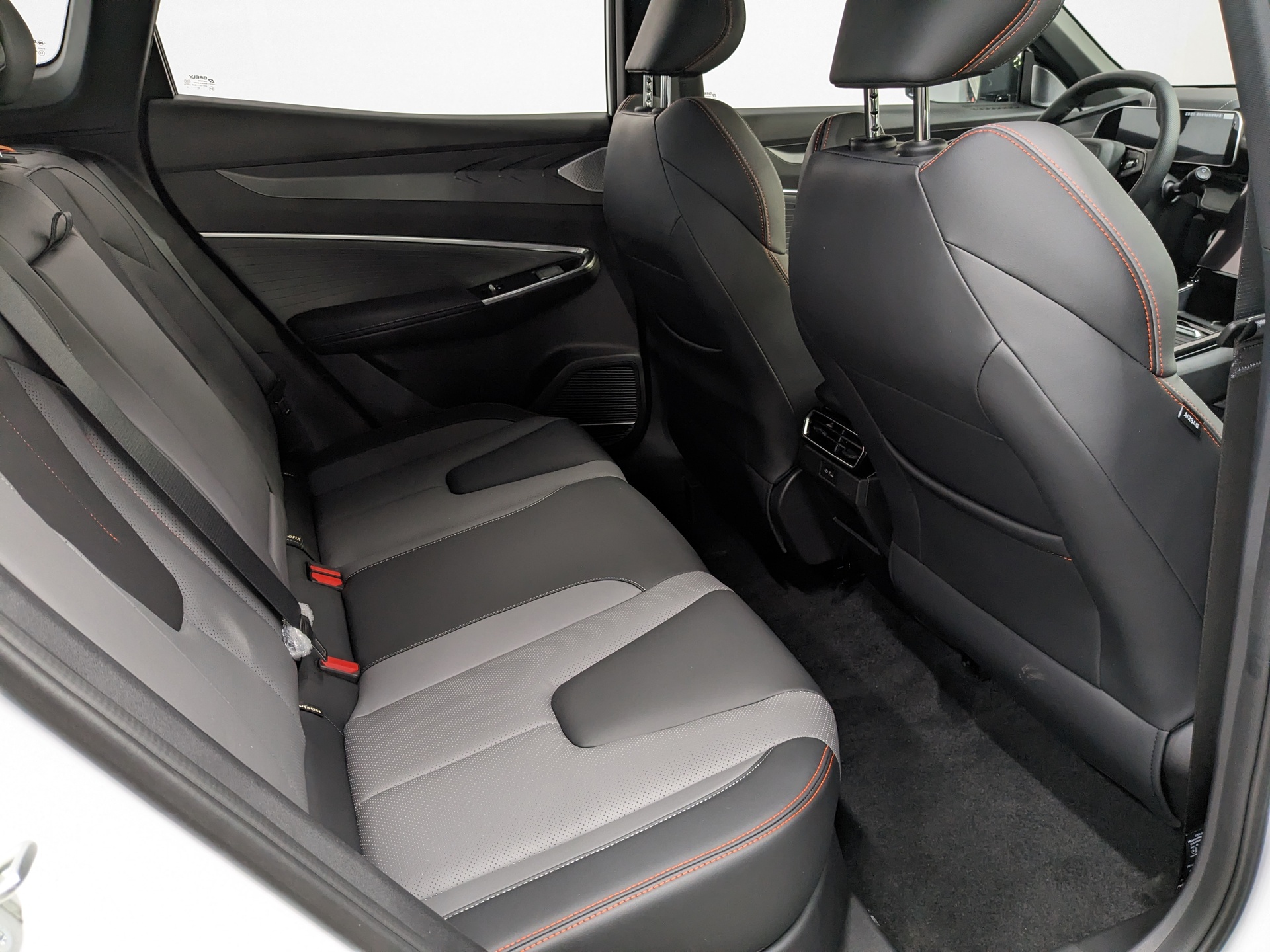 Фото Geely Cityray (G426) Flagship 1.5T/147 7RT 2WD