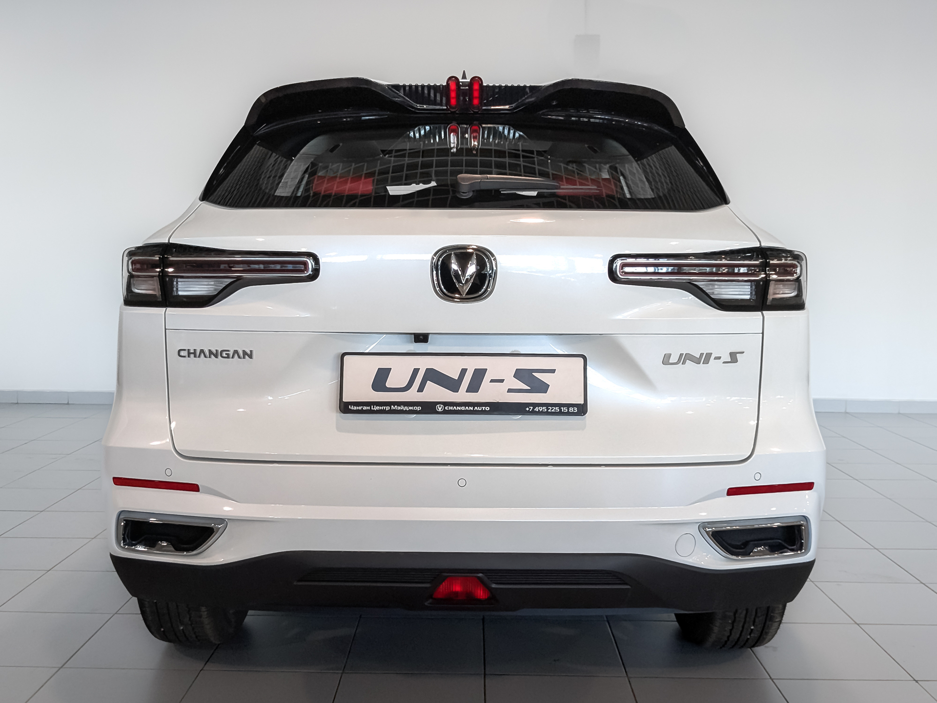 Фото Changan UNI-S Техно 1.5T/181 7RT Передний привод