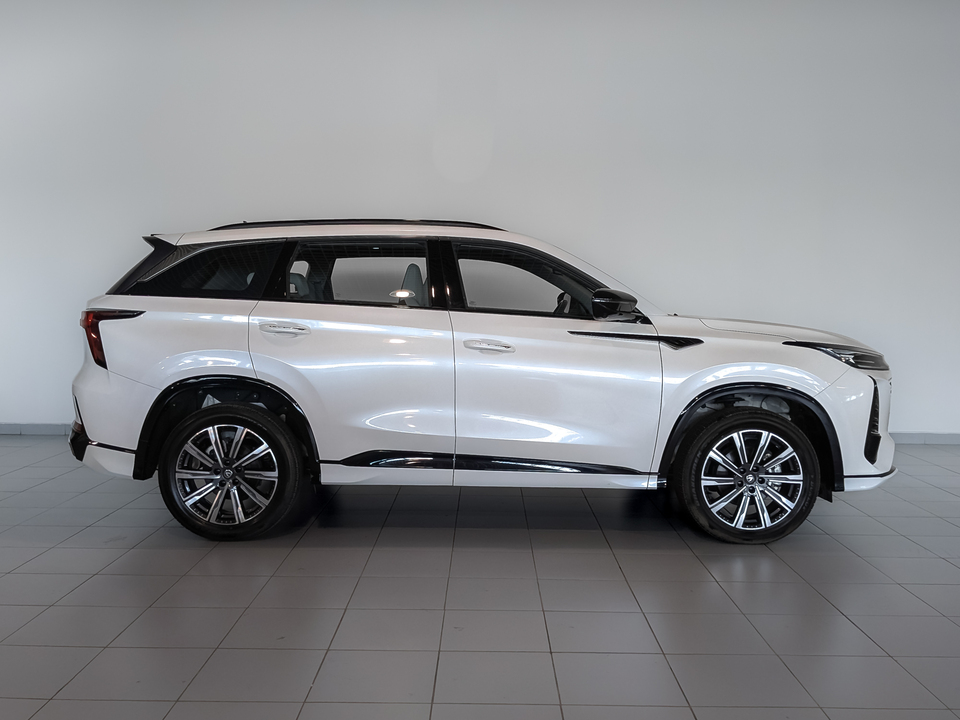 Changan CS75 Plus III Техно 2.0T/233 8AT Передний привод