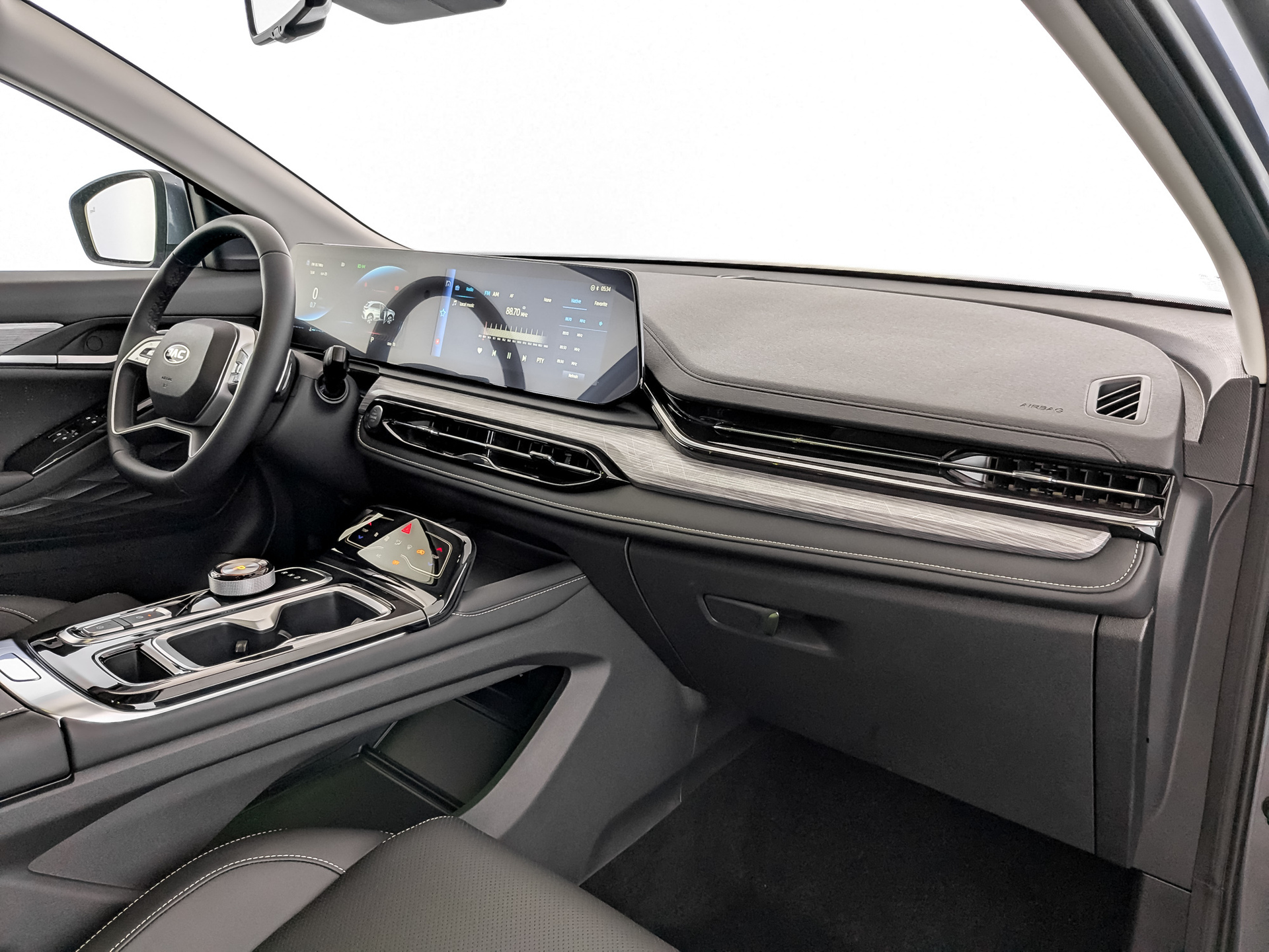 Фото JAC JS6 Флагшип 1.5T/174 6РТ 5Д