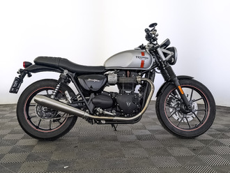 Triumph Street Twin