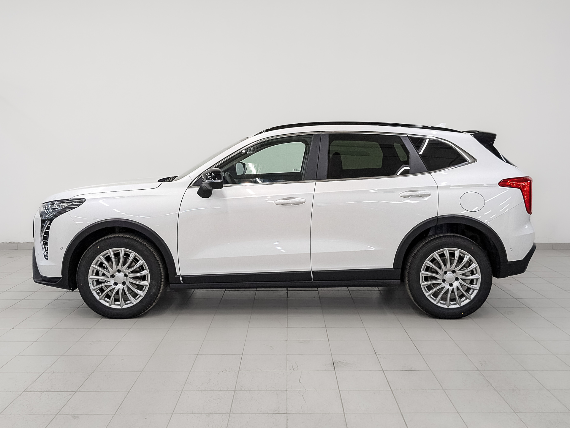 Фото Haval Jolion Техно + 1.5T/150 7RT 4WD