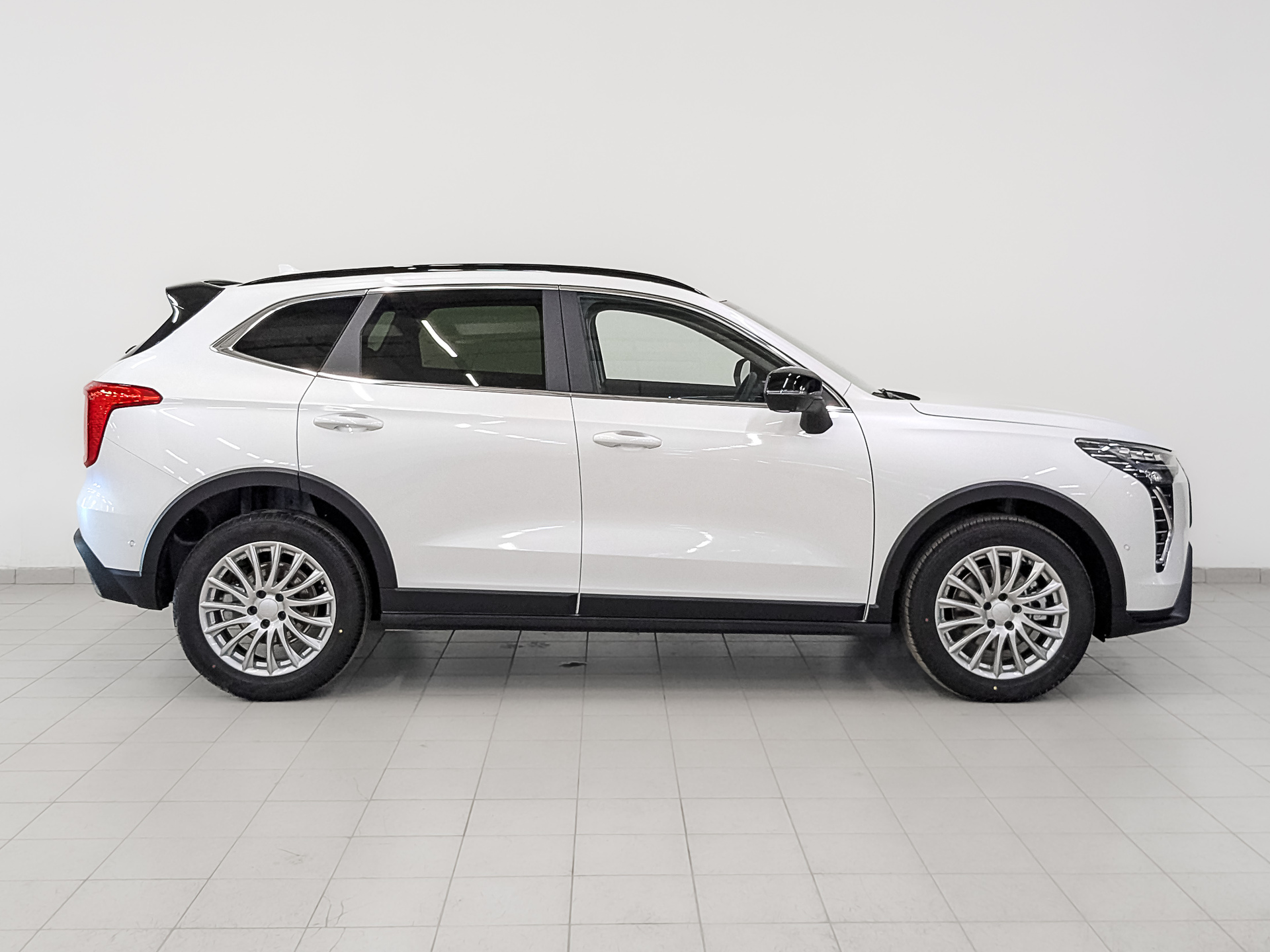 Фото Haval Jolion Техно + 1.5T/150 7RT 4WD