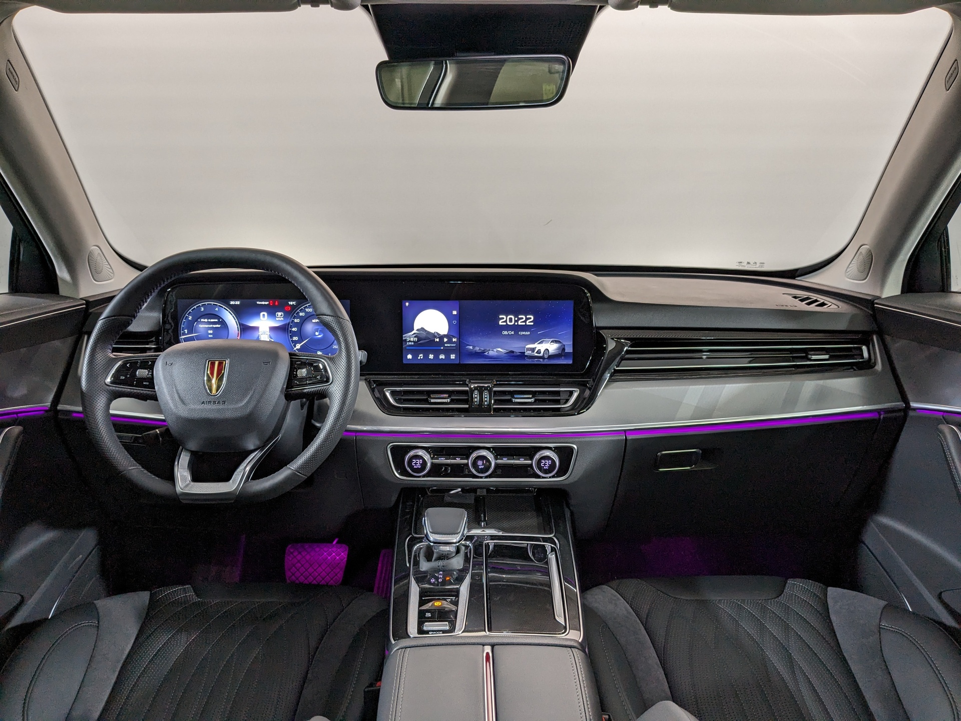 Фото Hongqi HS5 FL Comfort 2.0T/245 8AT 4WD