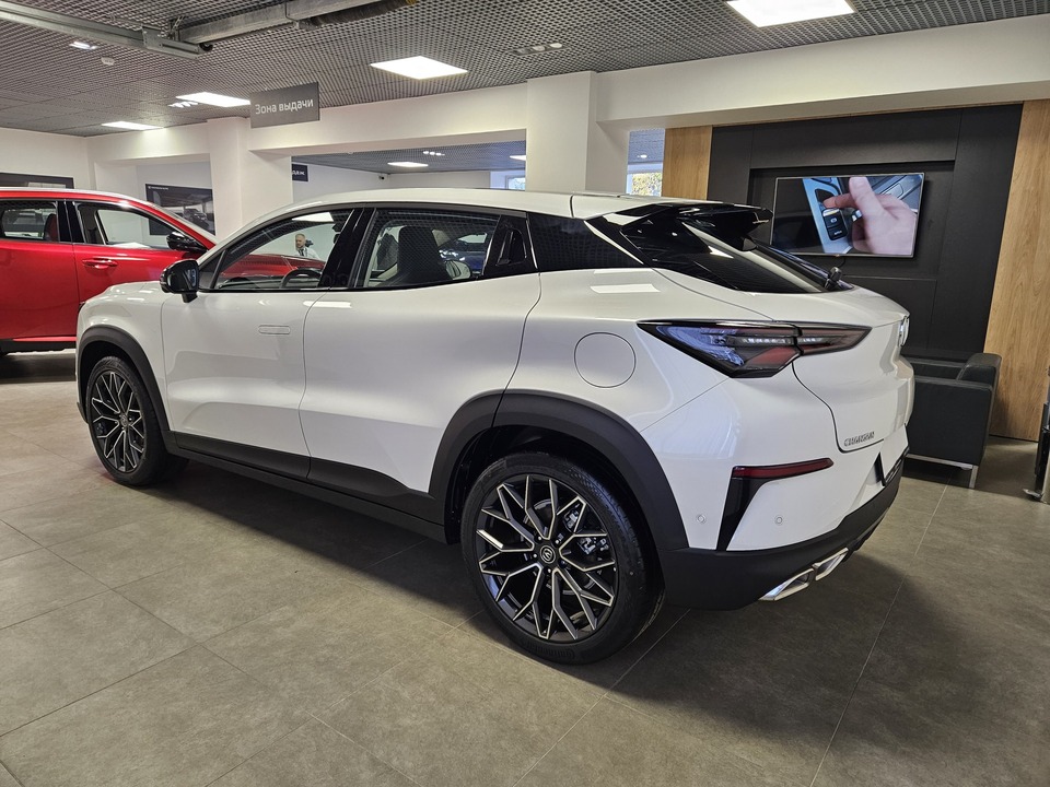 Changan UNI-T Tech 1.5T/167 7RT 2WD