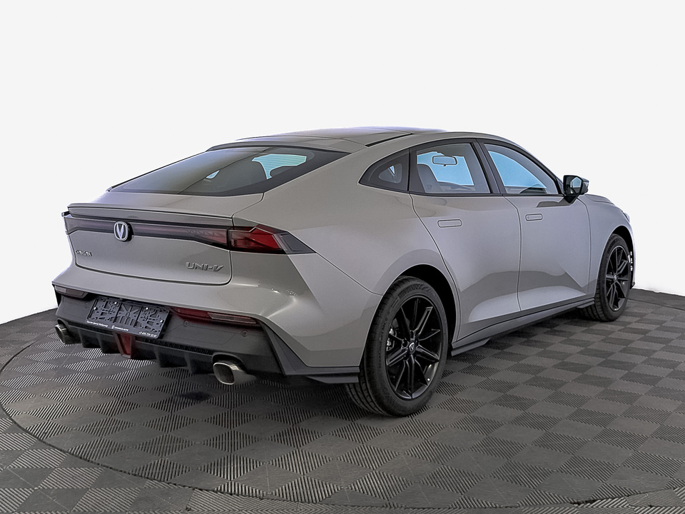 Changan UNI-V Tech 1.5T/181 7RT 5L