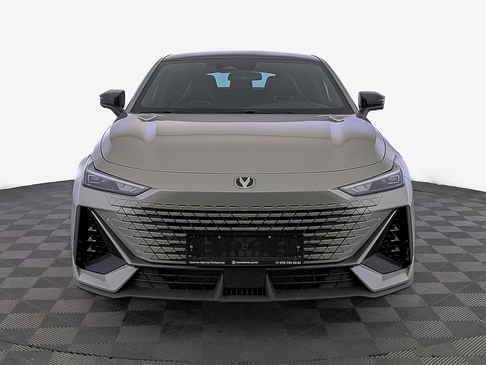 Changan UNI-V Tech 1.5T/181 7RT 5L