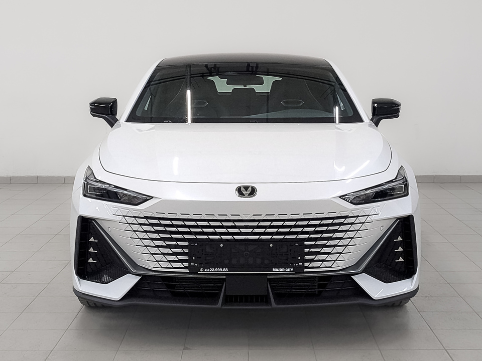 Changan UNI-V Tech 1.5T/181 7RT 5L