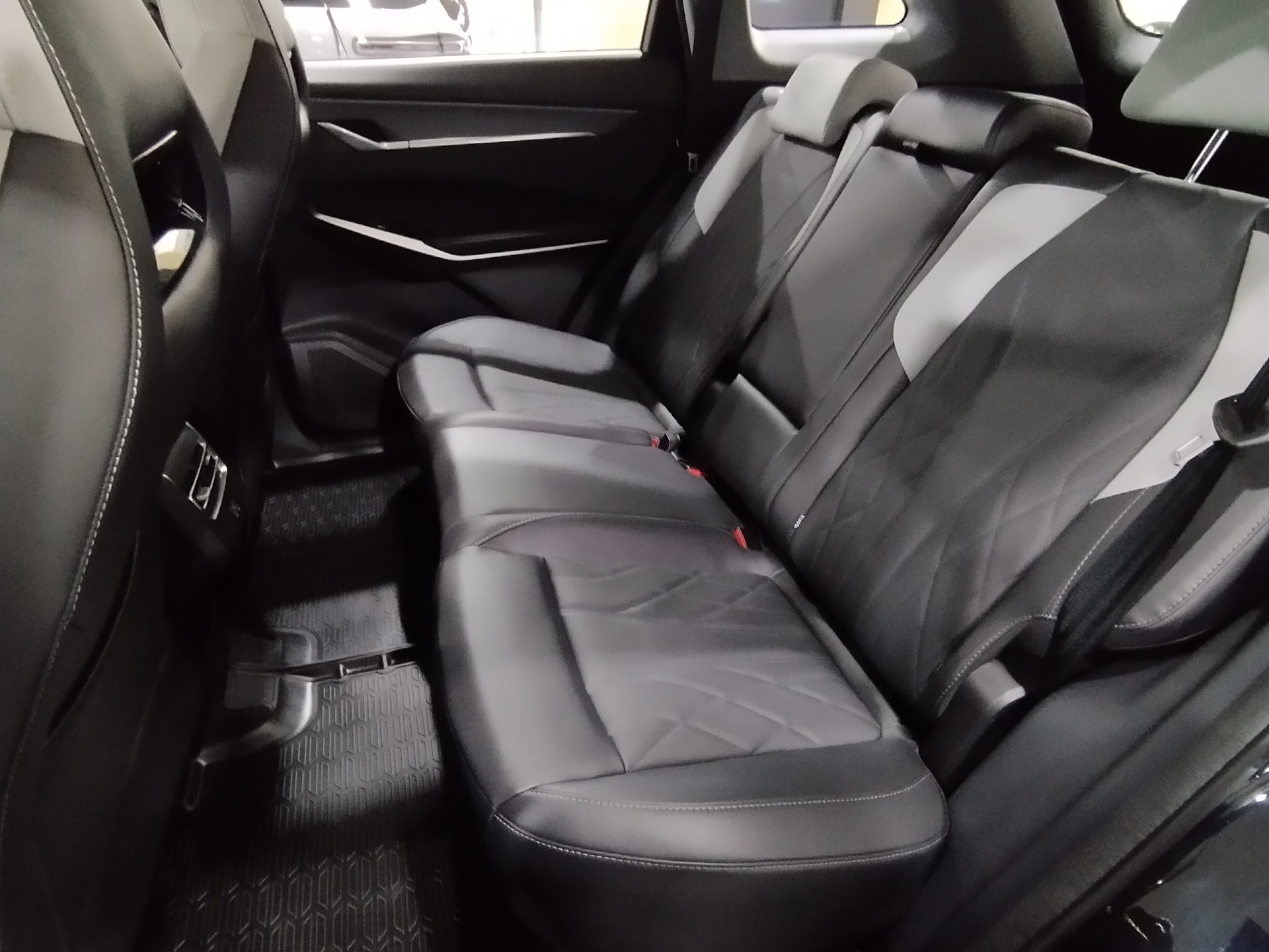Фото Changan CS75 Plus III Tech 2.0T/226 8AT Передний привод
