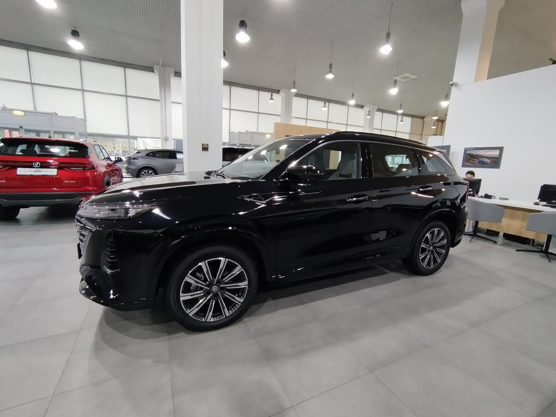 Фото Changan CS75 Plus III Tech 2.0T/226 8AT Передний привод