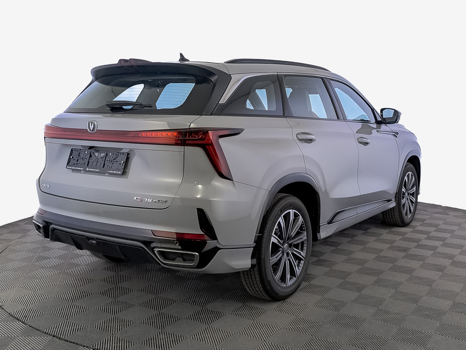 Changan CS75 Plus III Tech 2.0T/226 8AT 2WD