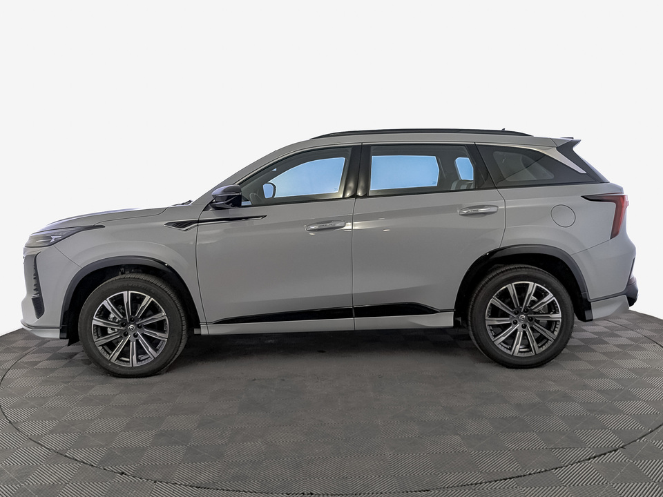 Changan CS75 Plus III Tech 2.0T/226 8AT 2WD