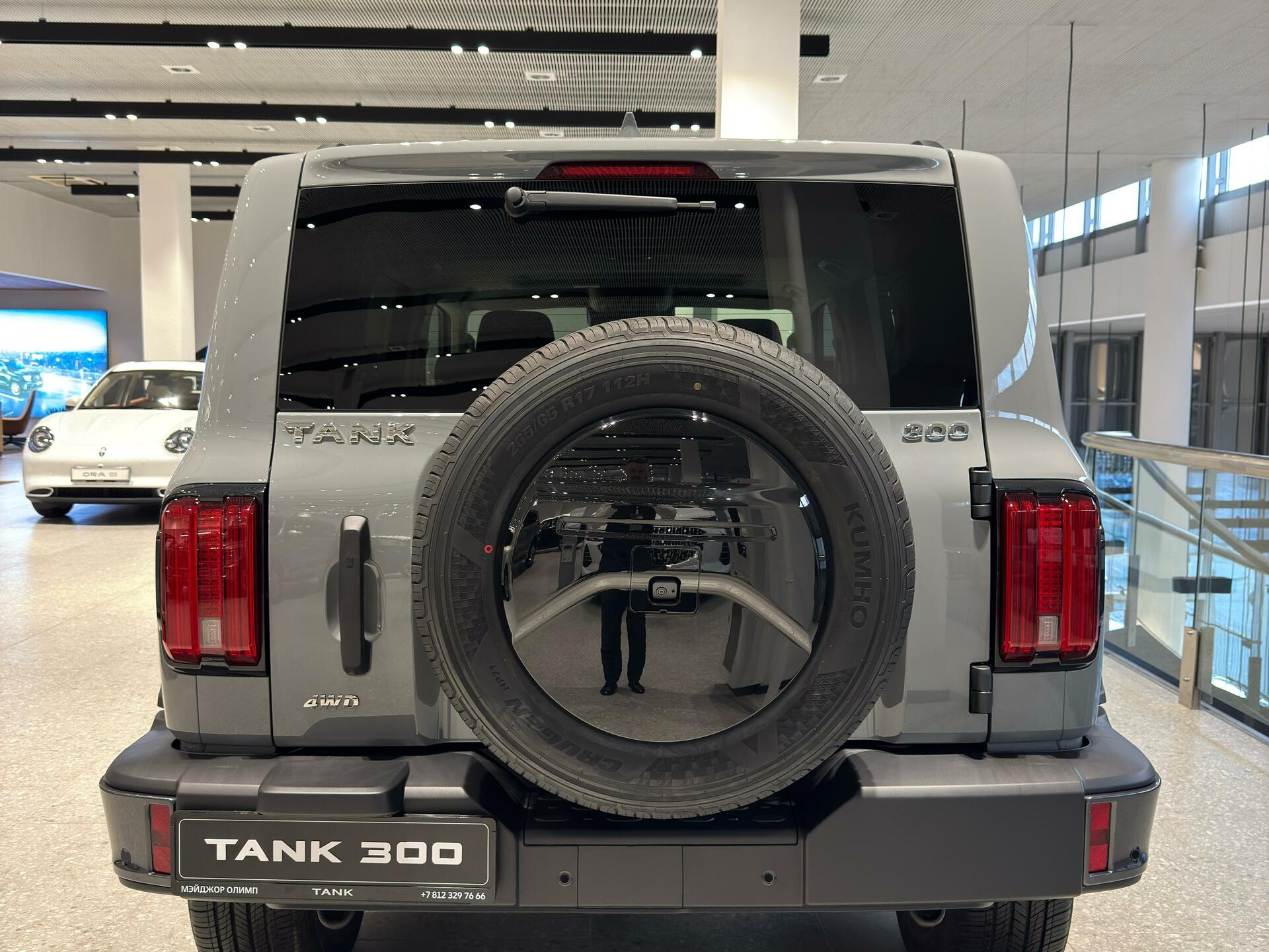 Фото Tank 300 Сити Премиум (City Premium) 2.0T/220 8AT 4WD