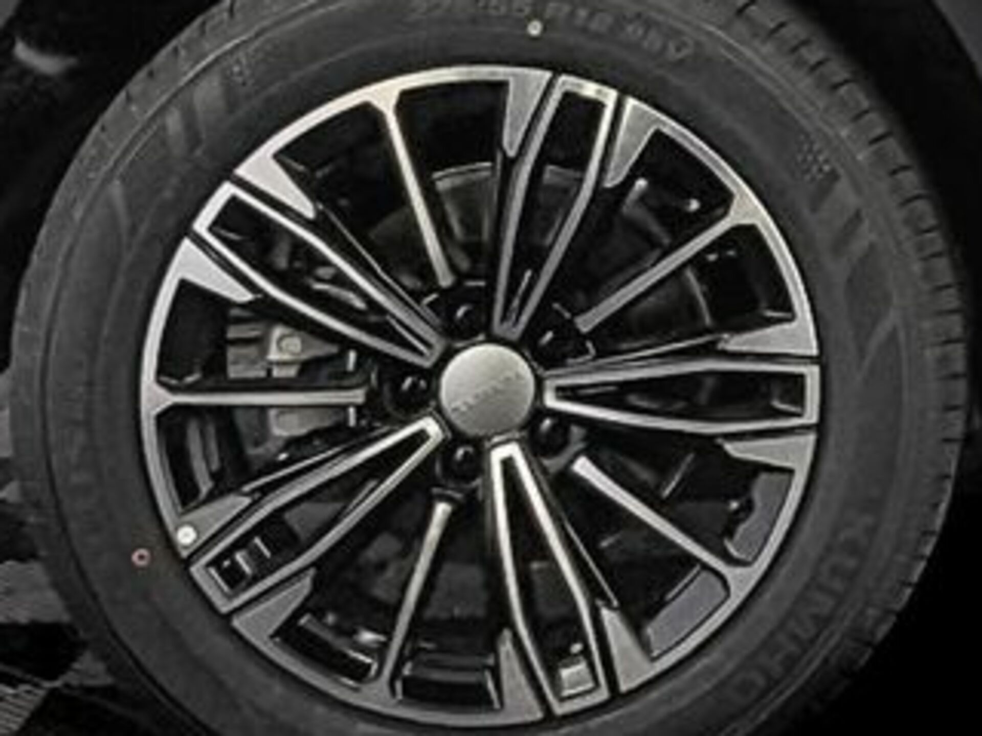 Фото Haval Jolion Премиум 1.5T/143 7RT 2WD