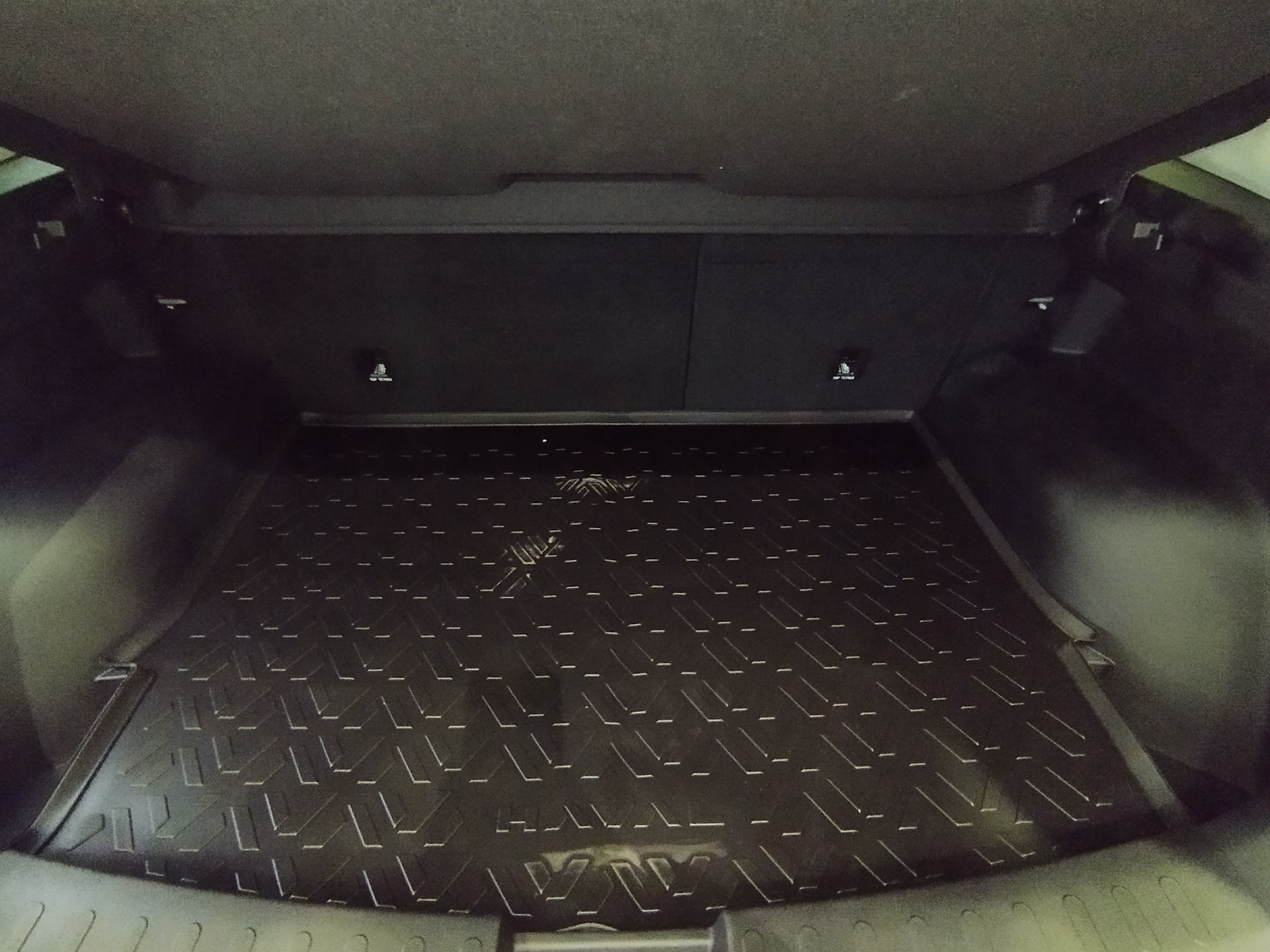 Фото Haval Jolion Tech+ 1.5T/150 7RT 4WD