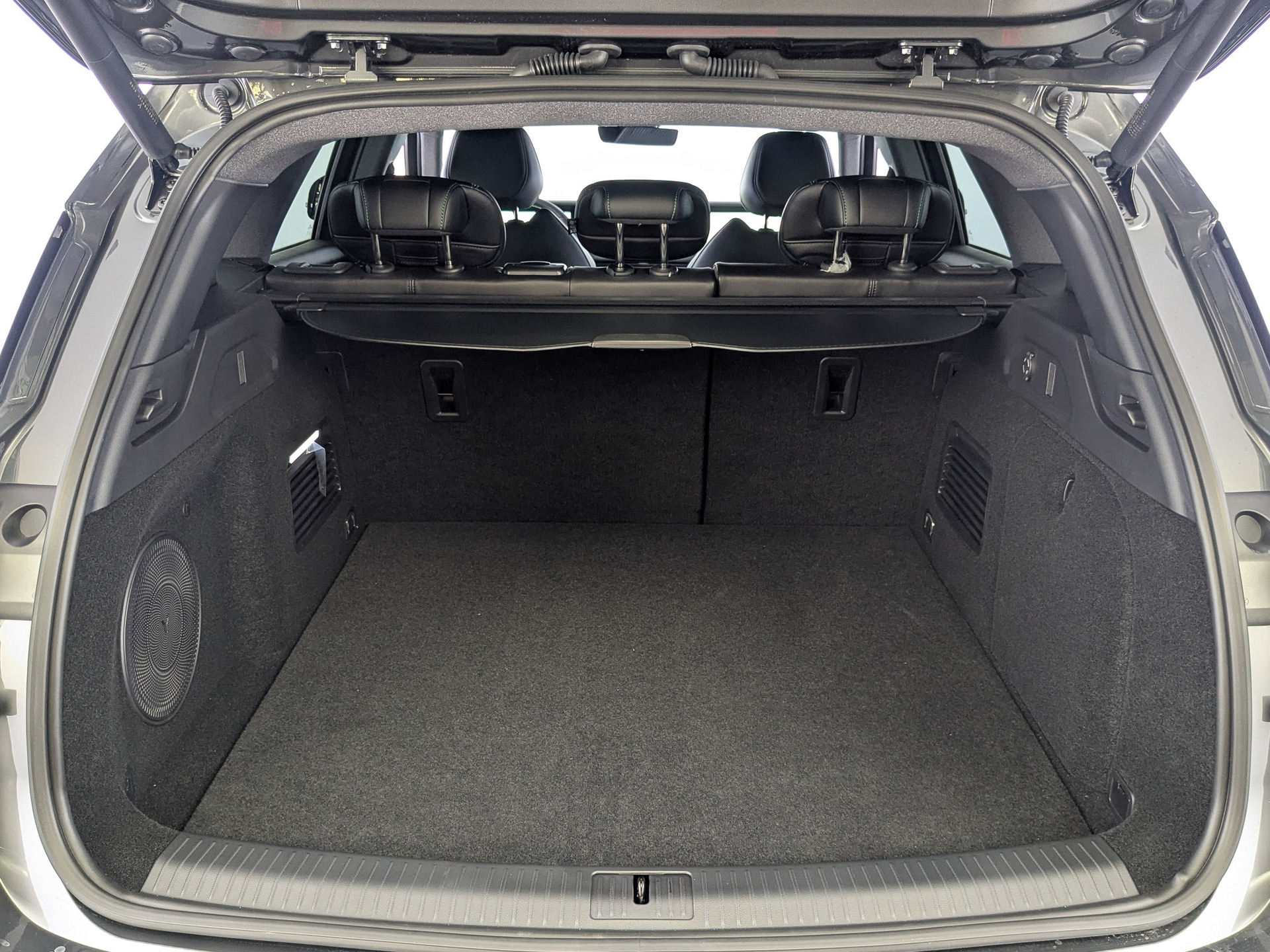 Фото Voyah Free FL EVR Sport Edition 1.5ELH/204 39.2кВт 4WD