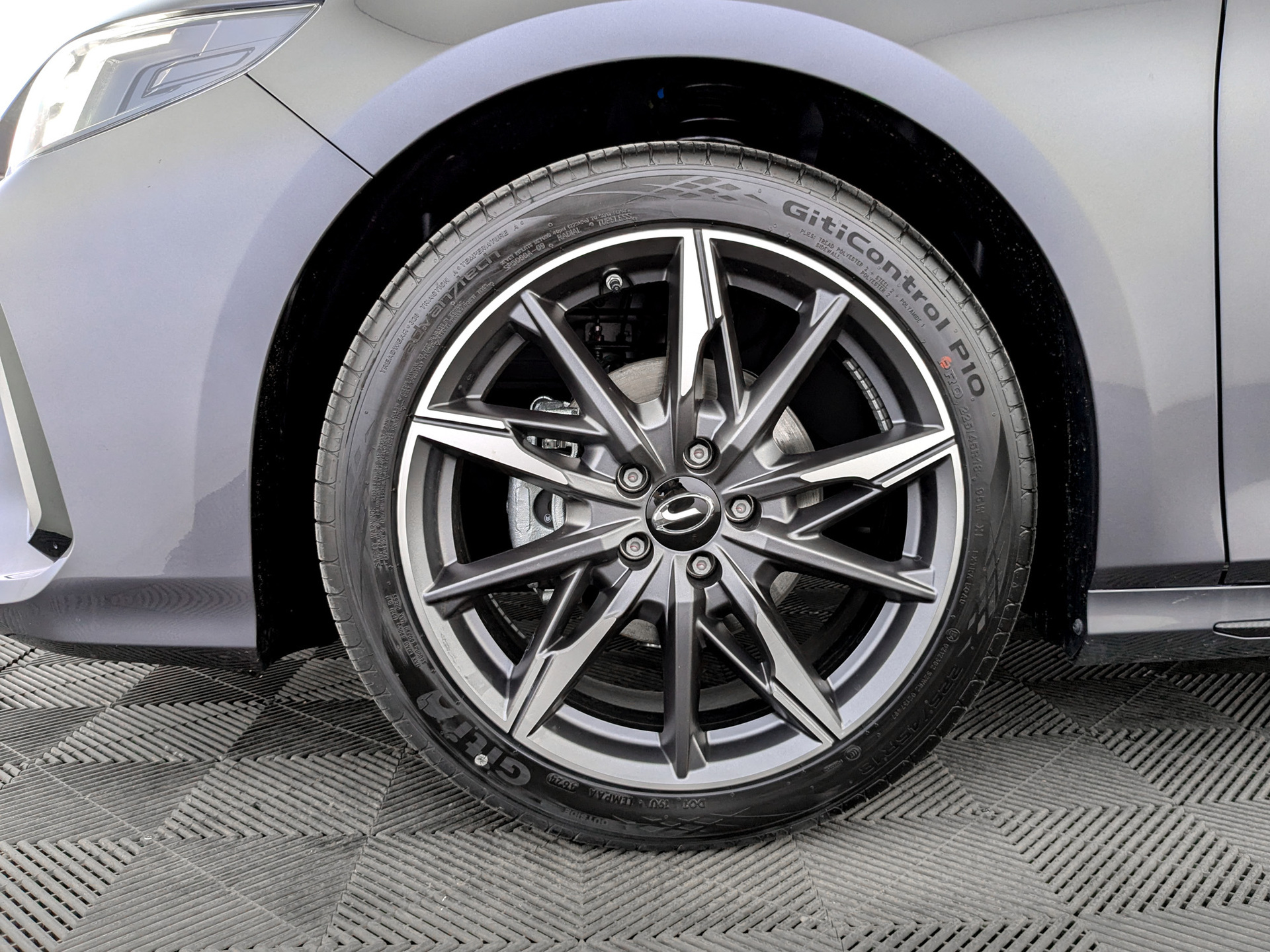 Фото GAC Empow GL 1.5T/170 7RT 4D