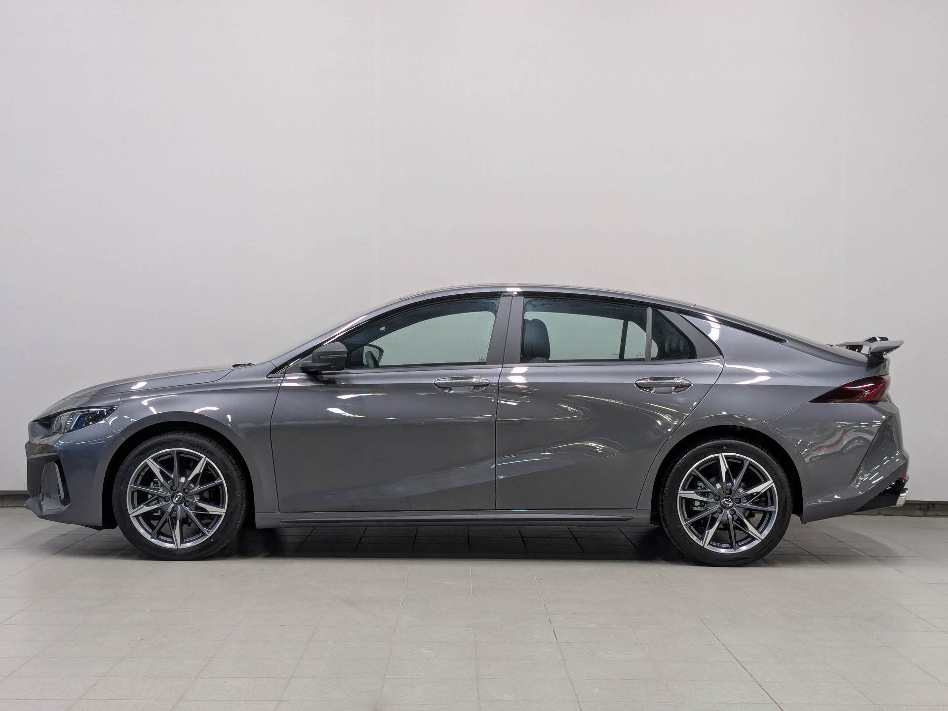 Фото GAC Empow GL 1.5T/170 7RT 4D