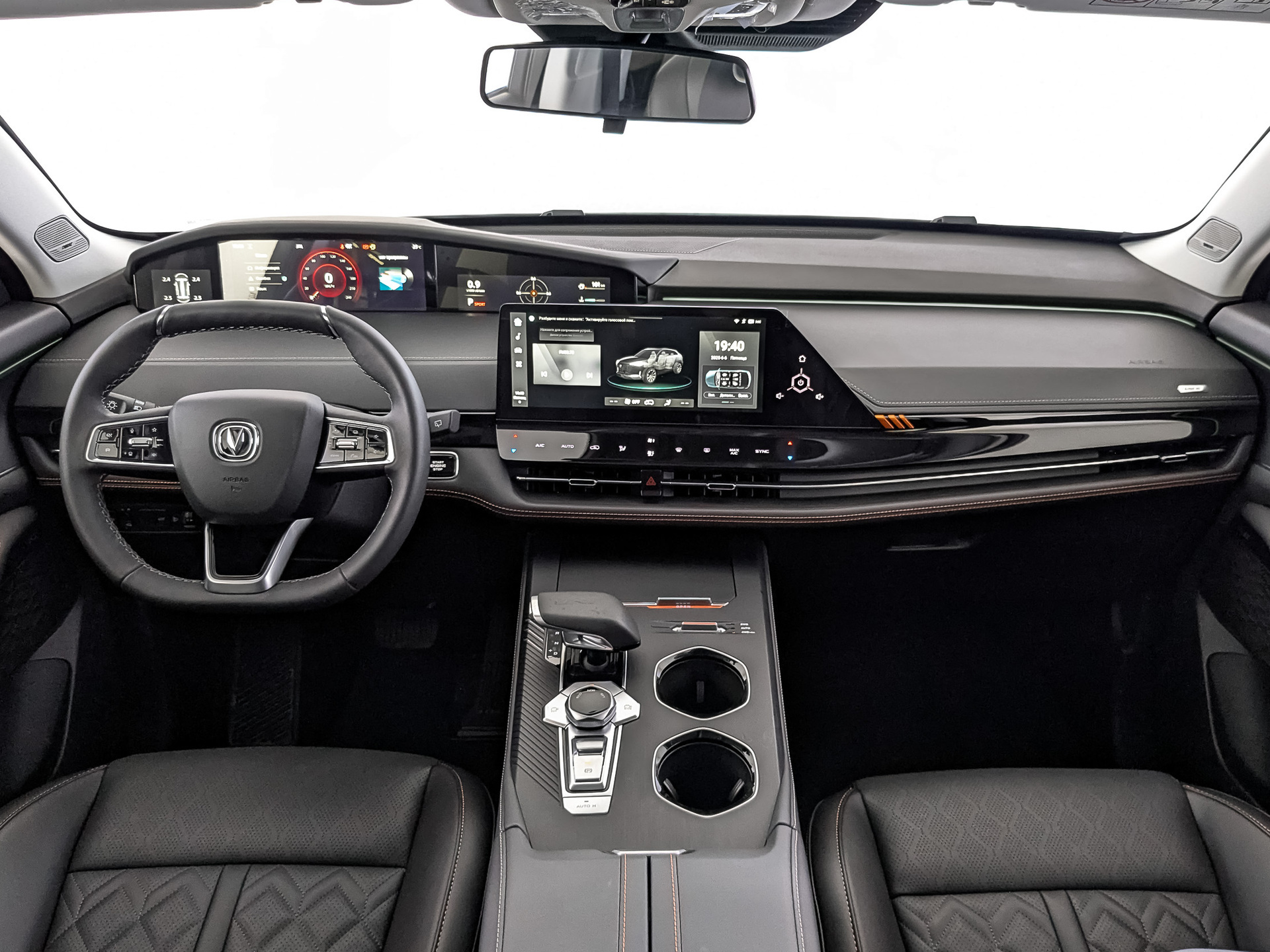 Фото Changan UNI-K Tech 2.0T/226 8AT 4WD