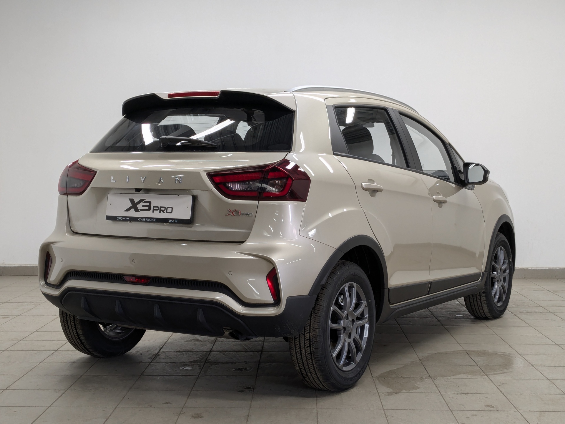 Фото Livan X3 Pro Luxury 1.5L/103 CVT 5D