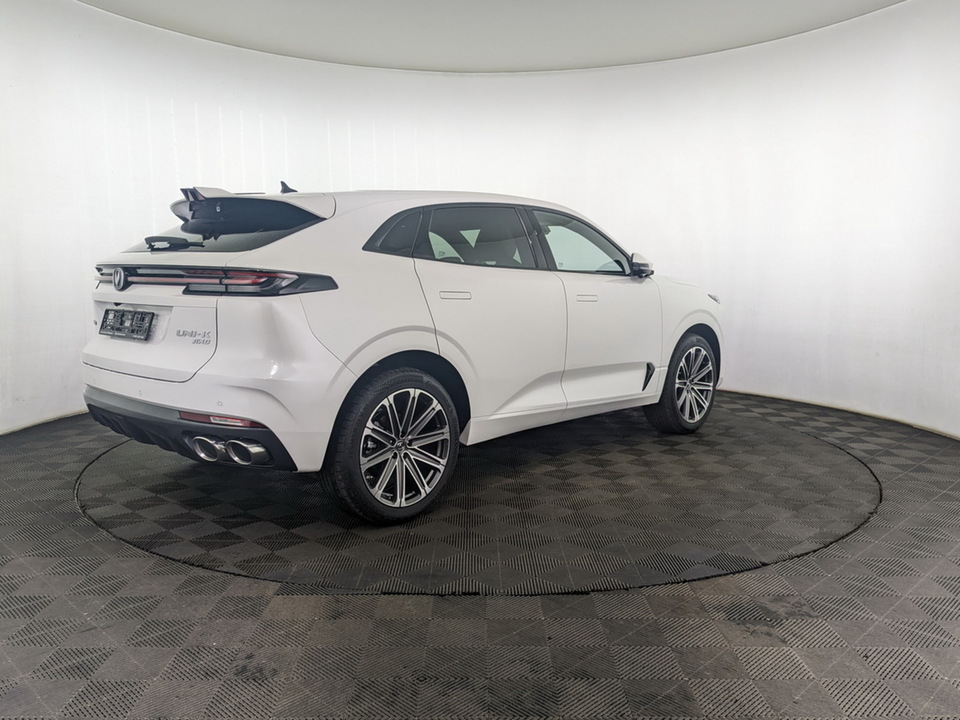 Changan UNI-K Техно 2.0T/226 8AT Полный привод