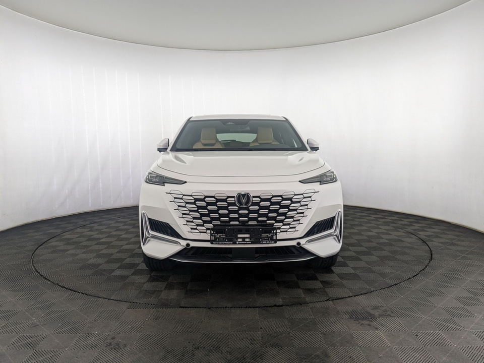 Changan UNI-K Техно 2.0T/226 8AT Полный привод