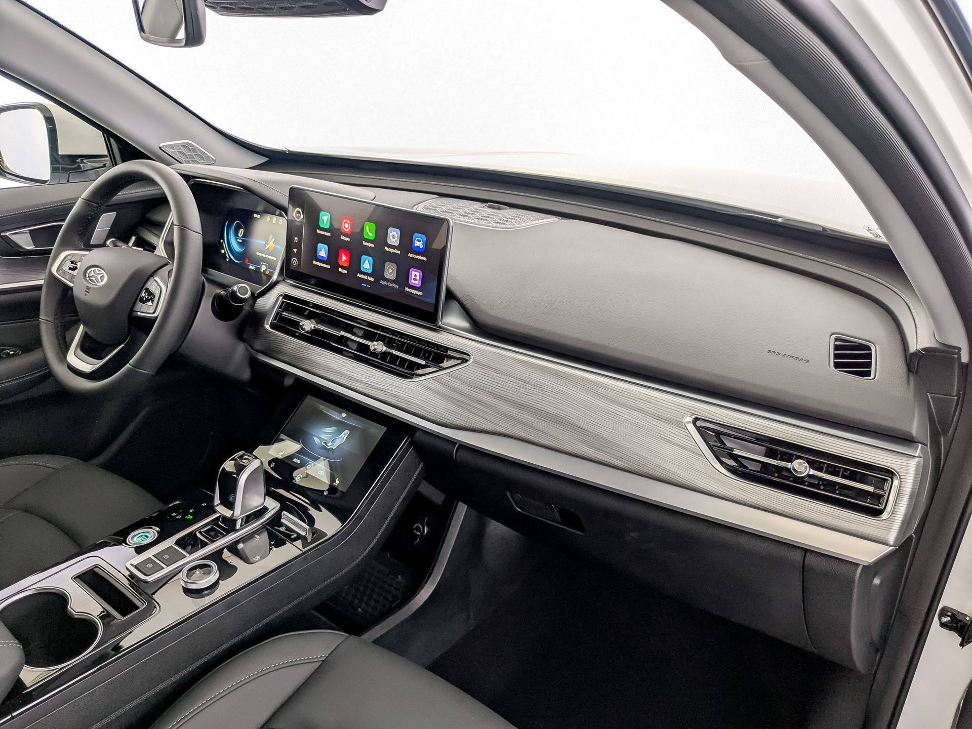 Фото Lada X-Cross 8 Универсал Драйв 1.6T/150 7РТ 4WD