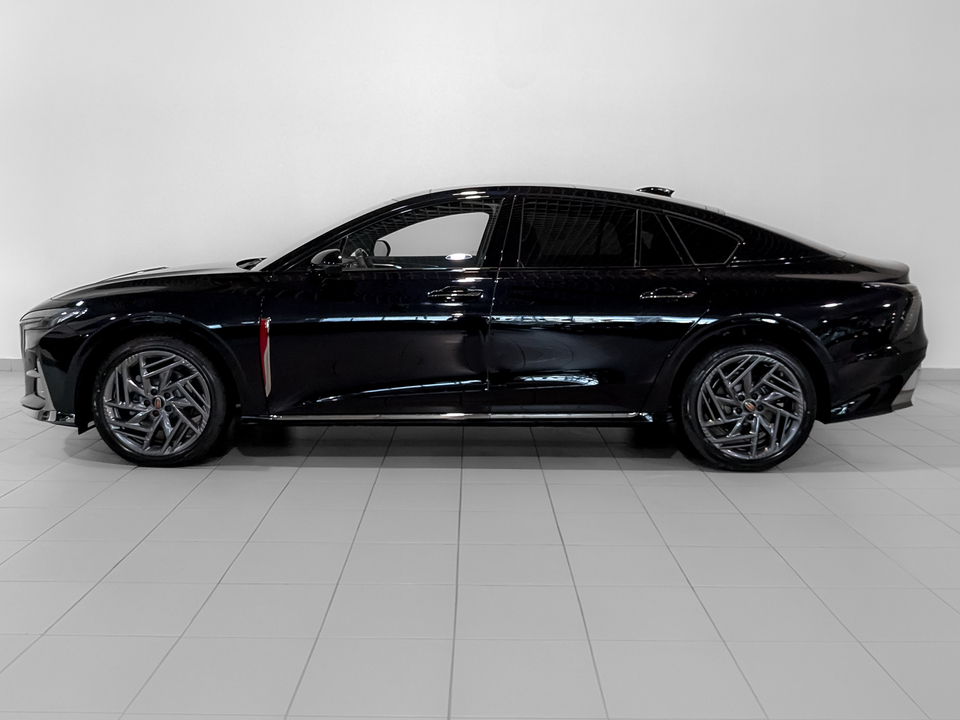 Hongqi H6 Deluxe 2.0T/245 8AT 5L