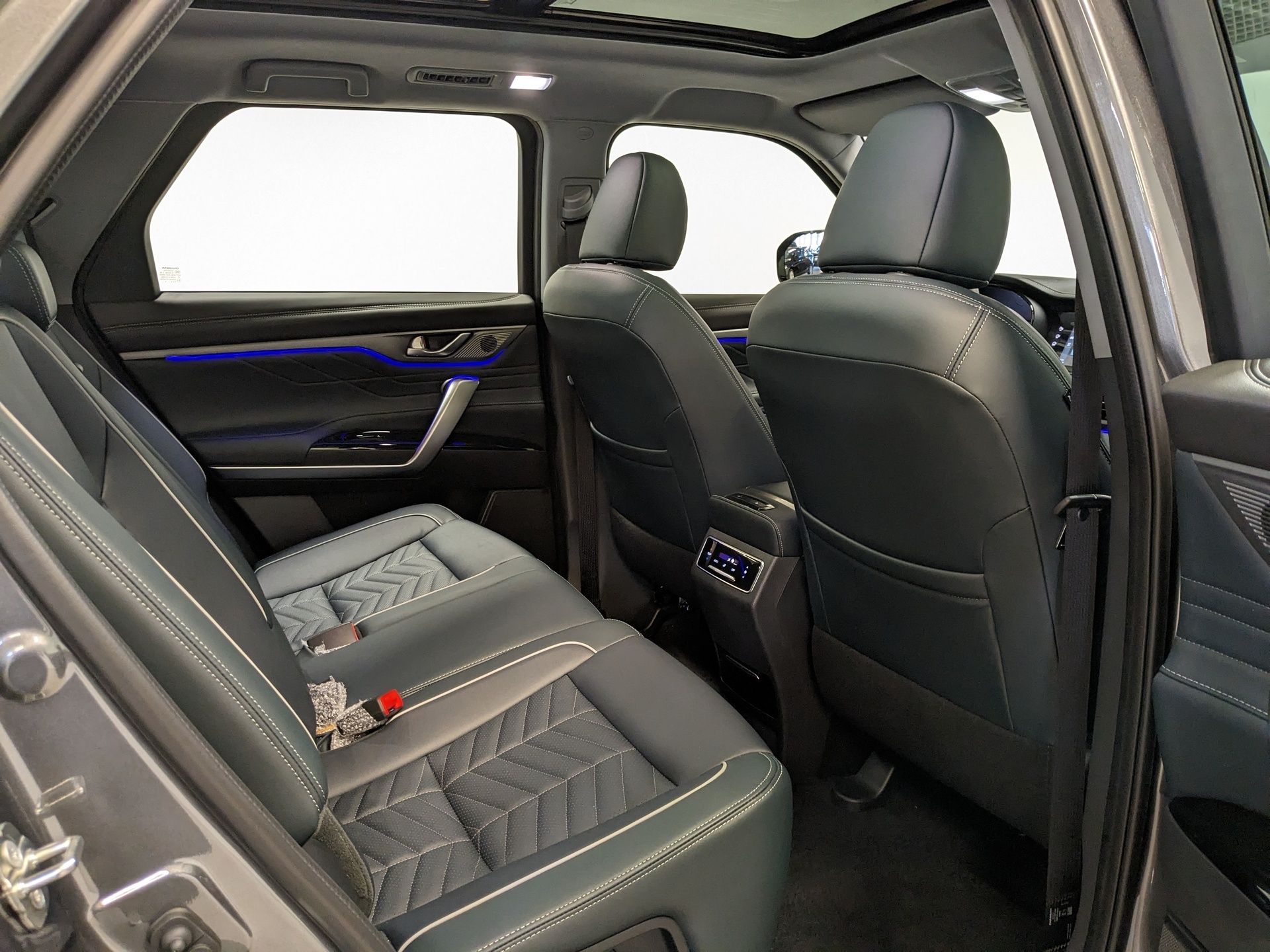 Фото Changan CS95FL Техно 2.0T/226 8AT Полный привод