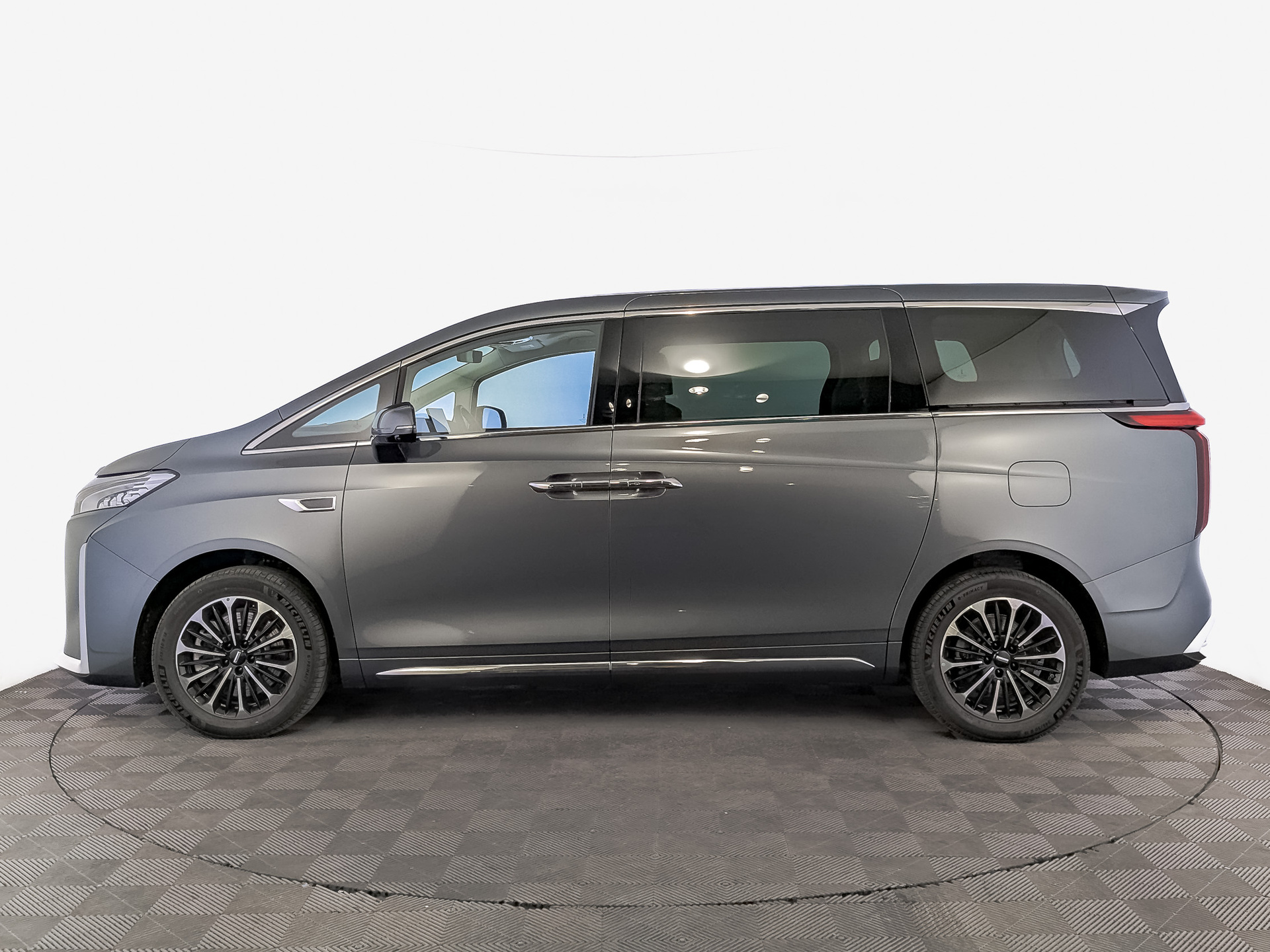Фото Wey 80 Премиум (Premium) 1.5H/299 37кВт DHT 4WD 7S