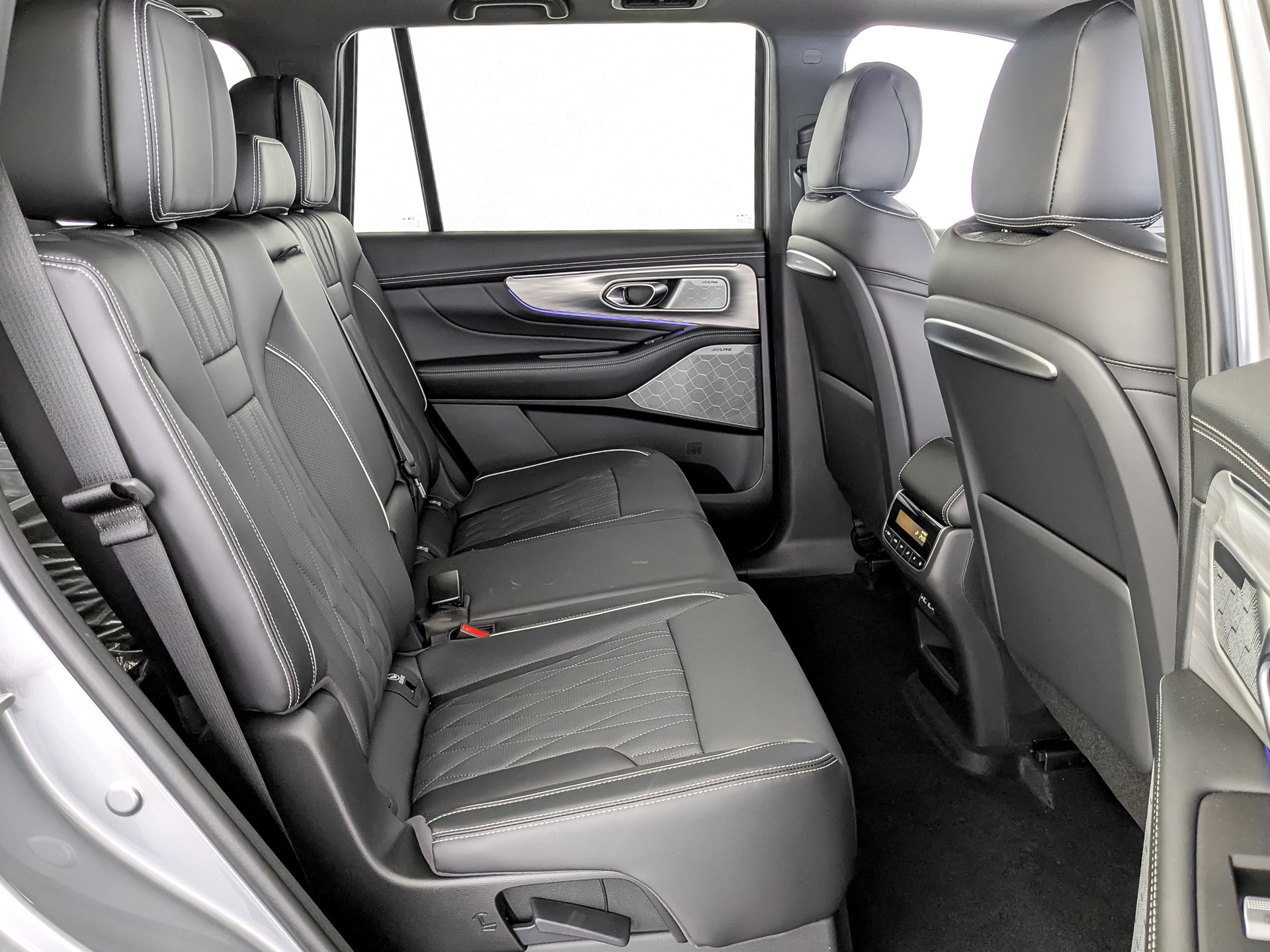 Фото GAC GS8 GX Premium 2.0T/231 8AT 4WD