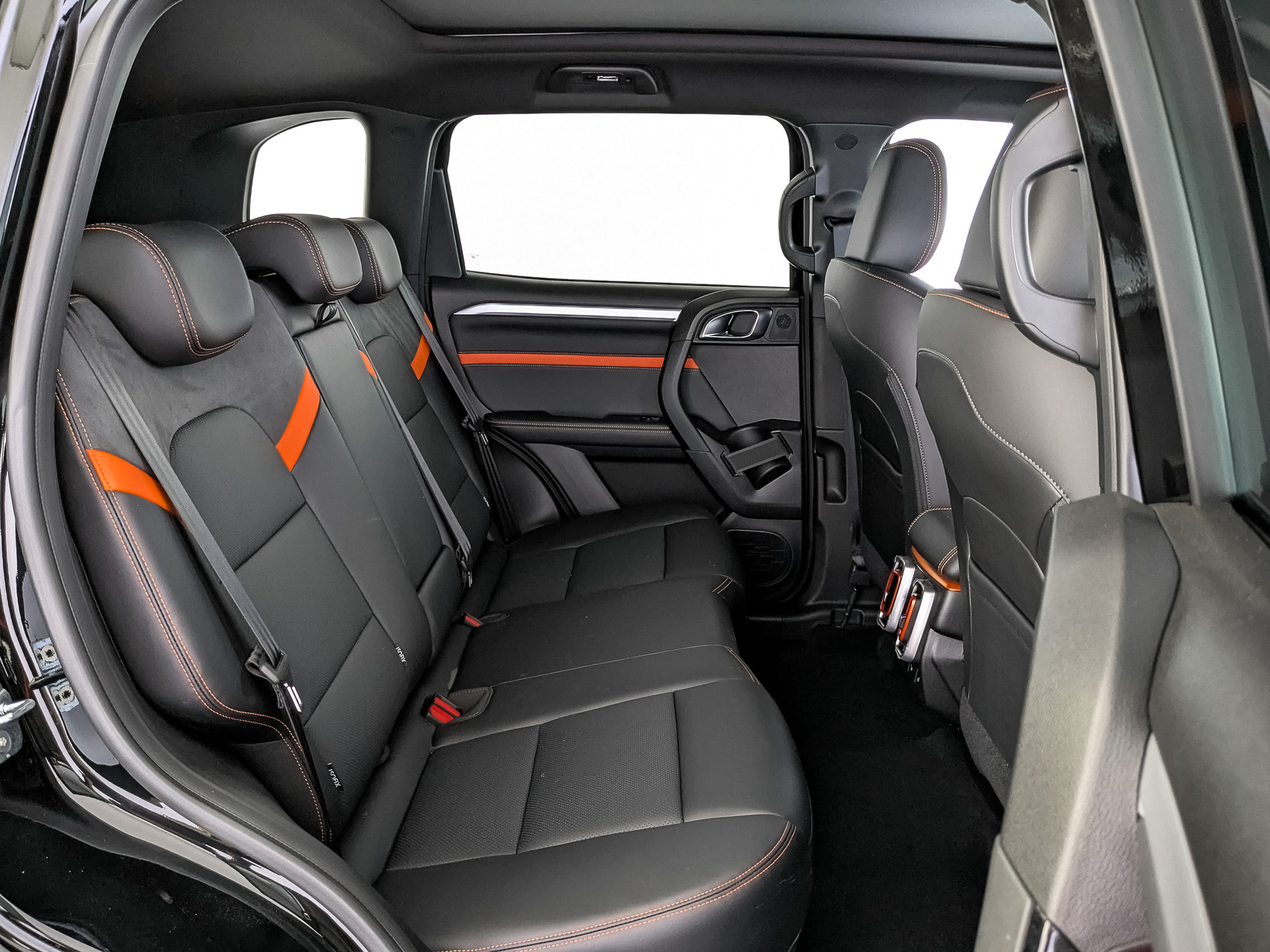 Фото Haval Dargo X Премиум 2.0T/192 7RT 4WD