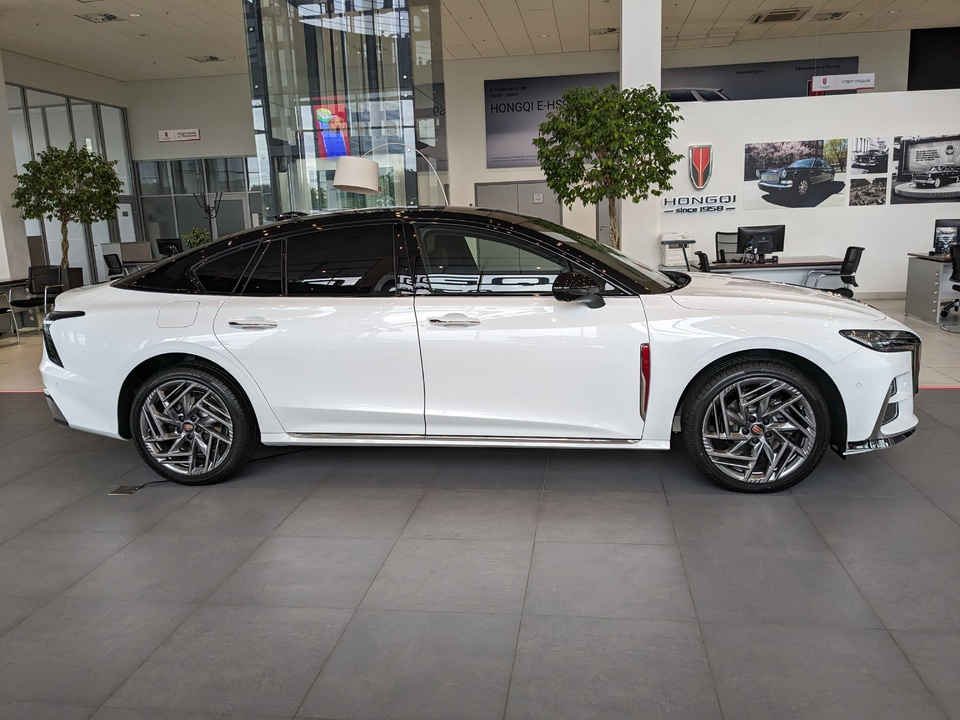Hongqi H6 Dynamic 2.0T/245 8AT 5L