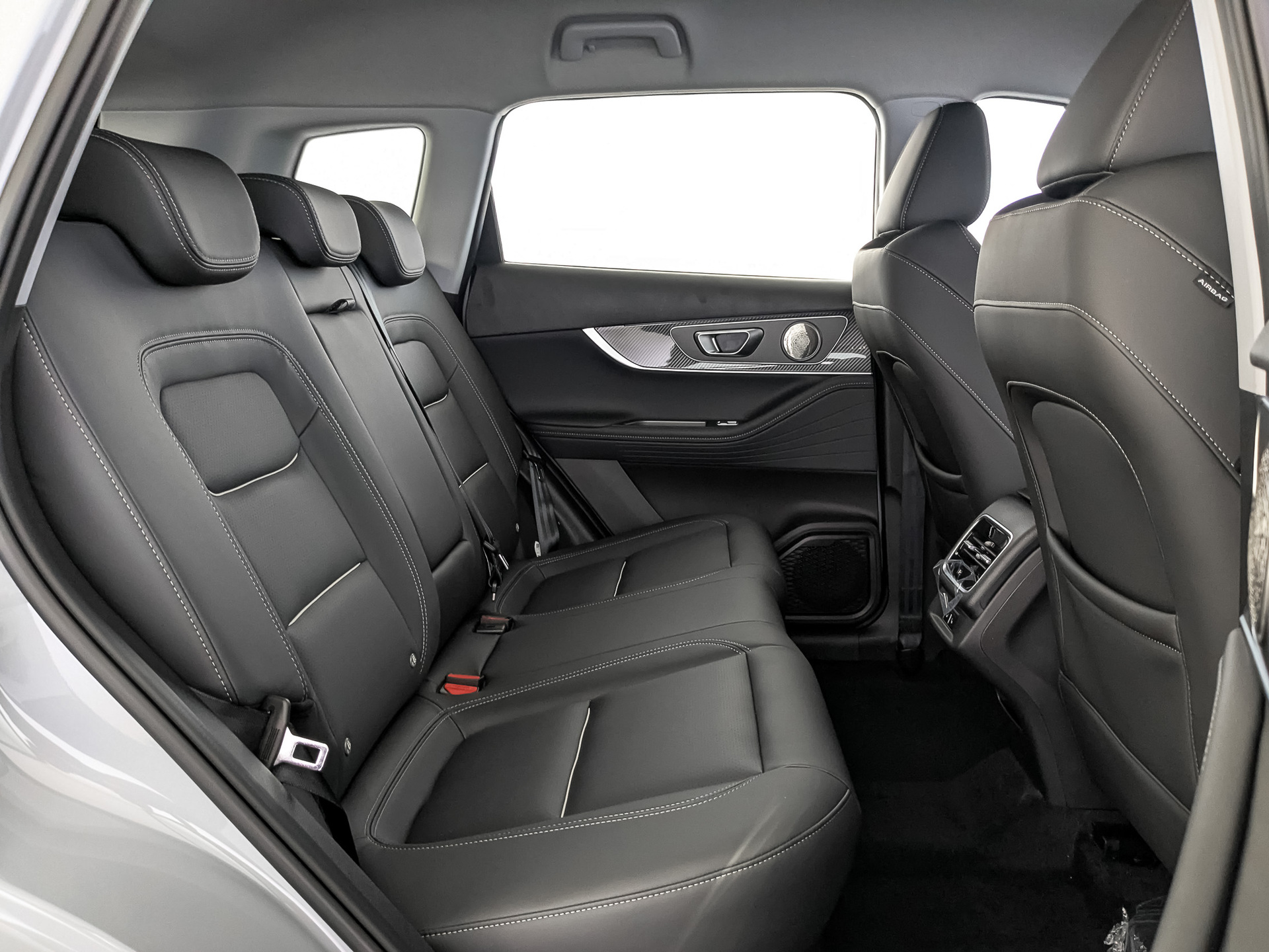 Фото Tenet T7 Актив 1.6T/150 7RT 2WD