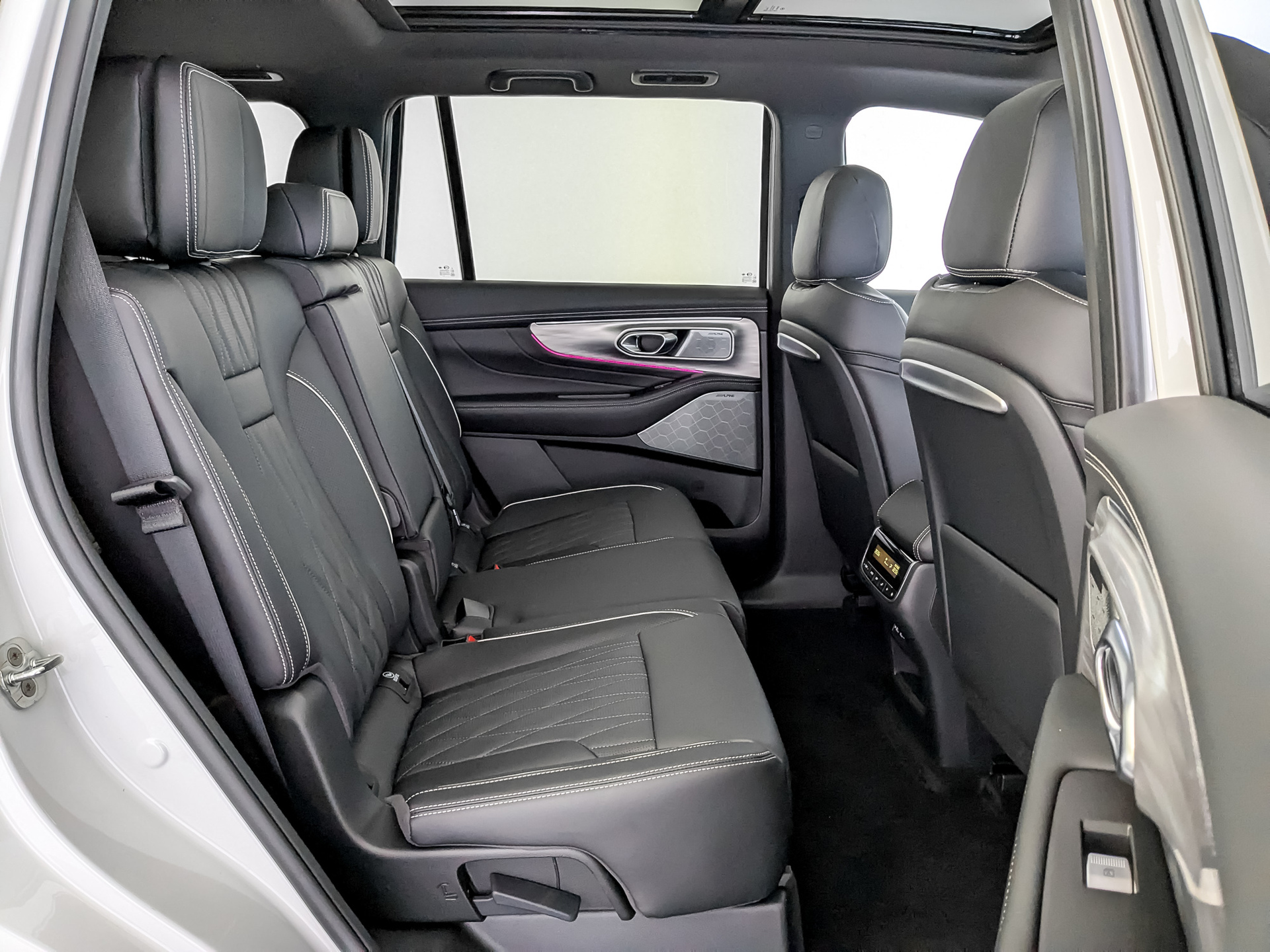 Фото GAC GS8 GX Premium 2.0T/231 8AT 4WD